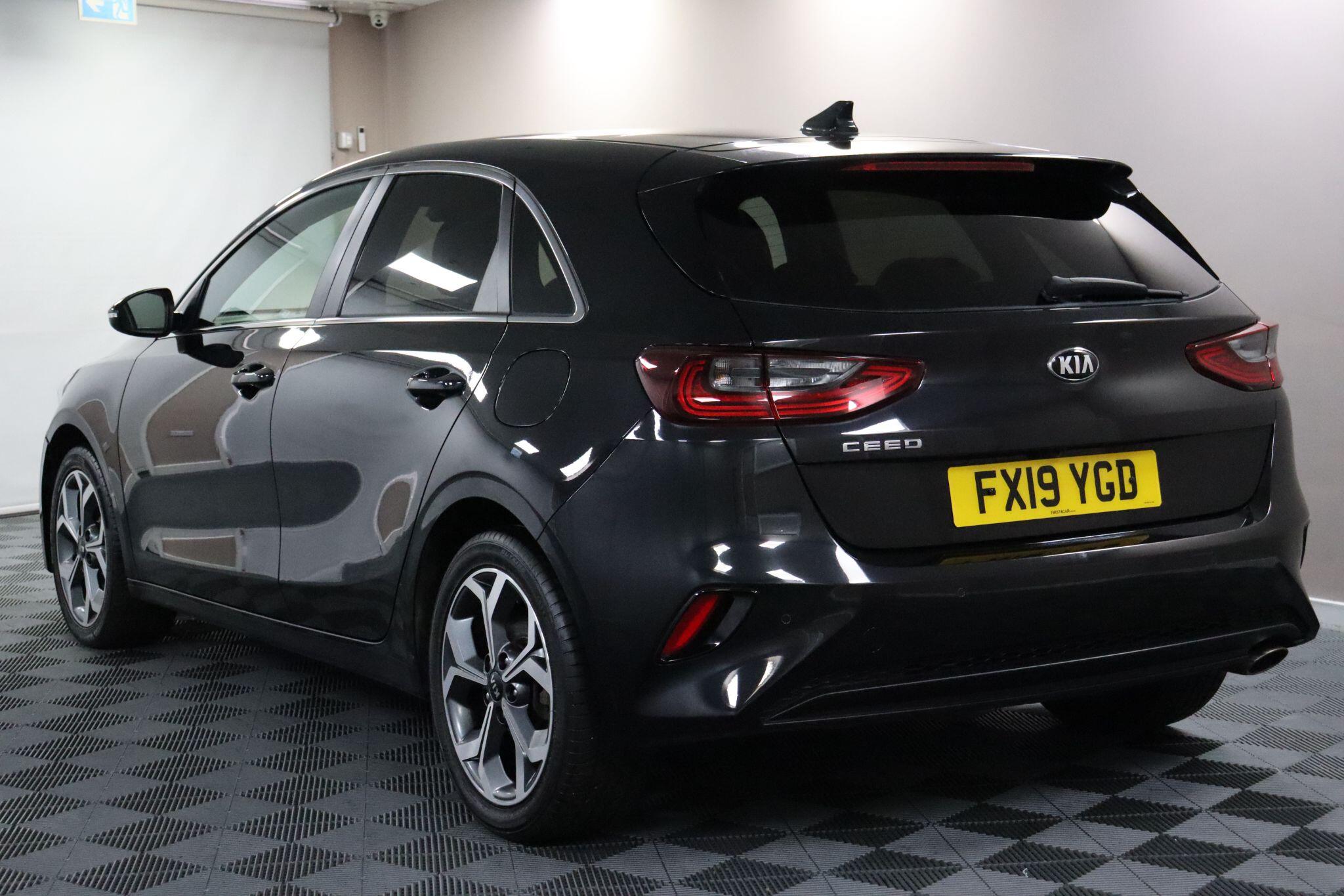 Kia Ceed view 10