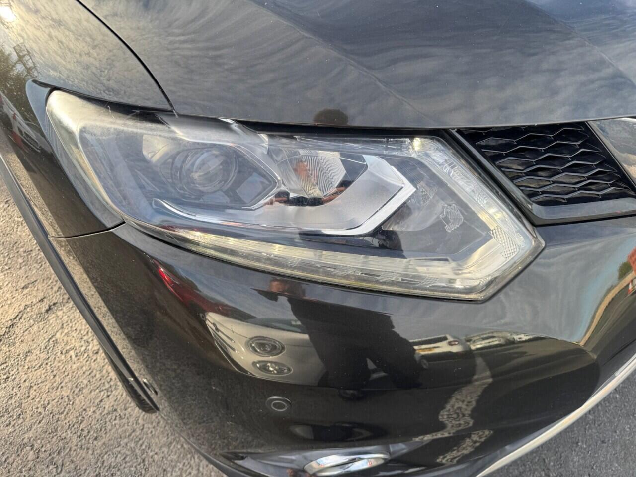 Nissan X-Trail view 35