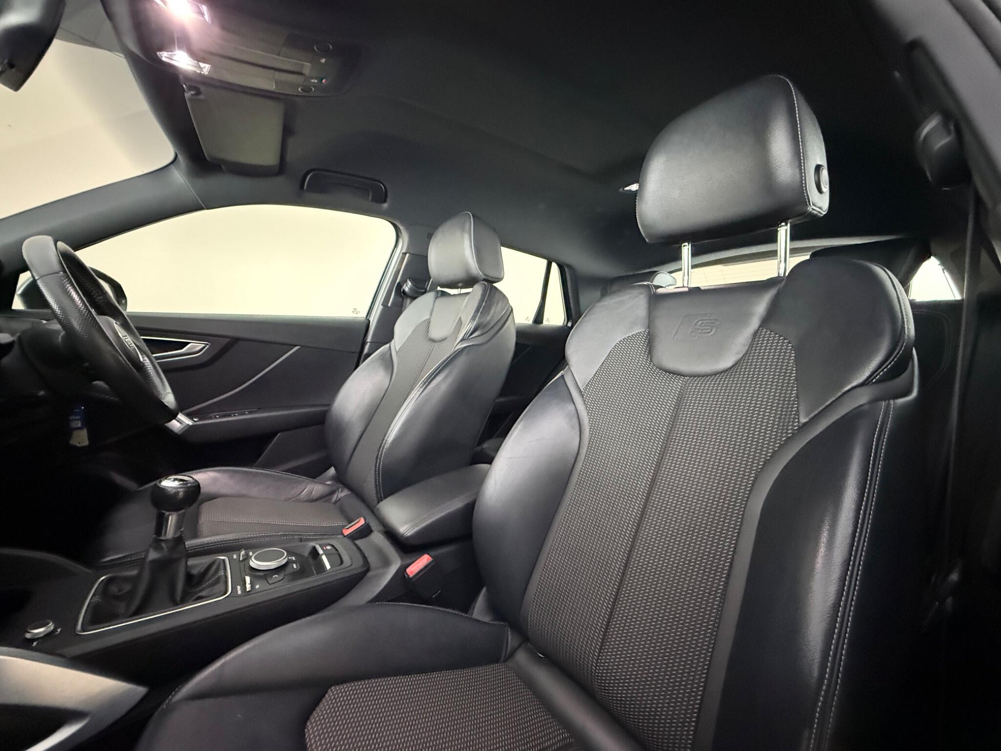 Audi Q2 view 32