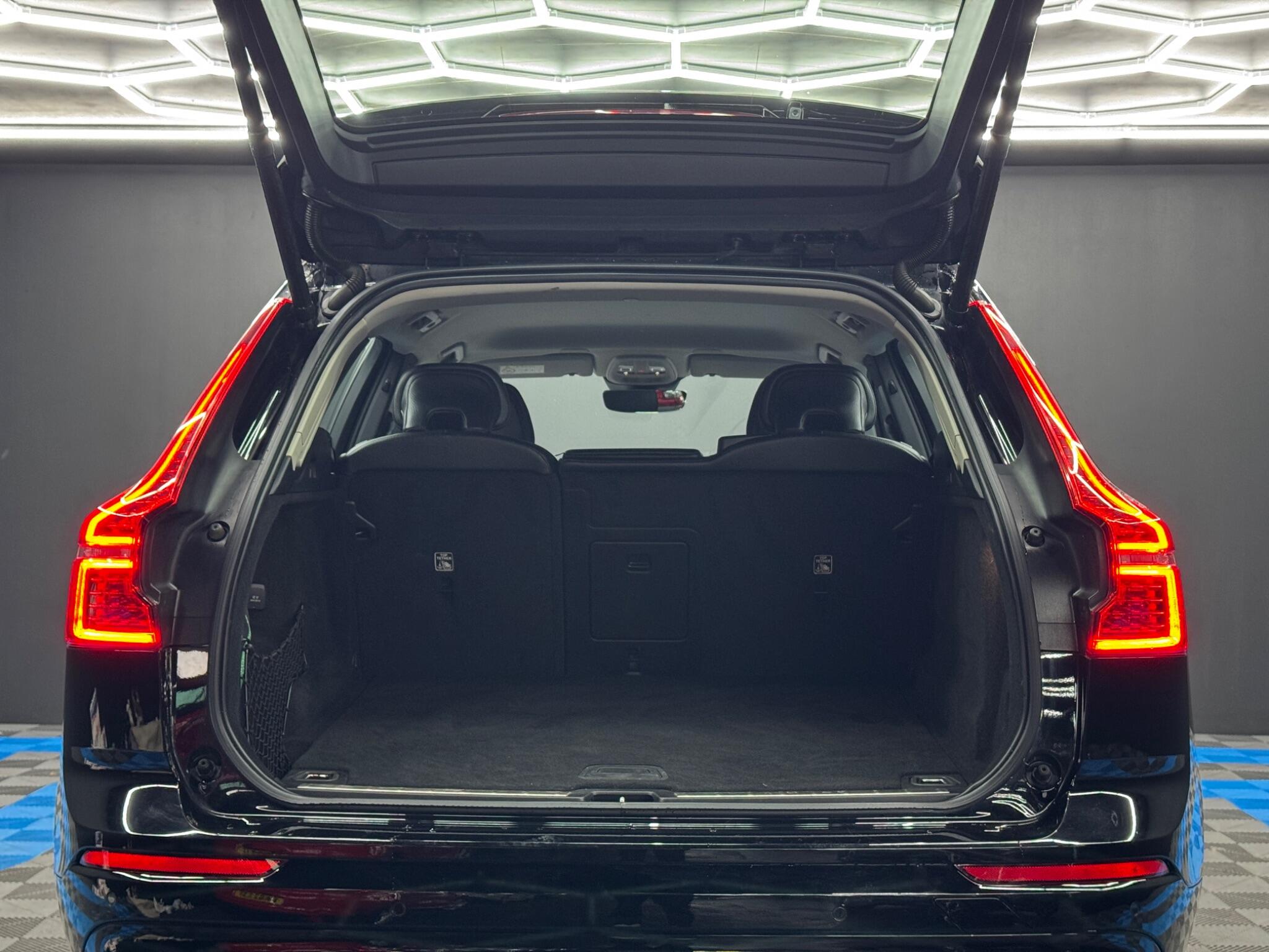 Volvo XC60 view 42