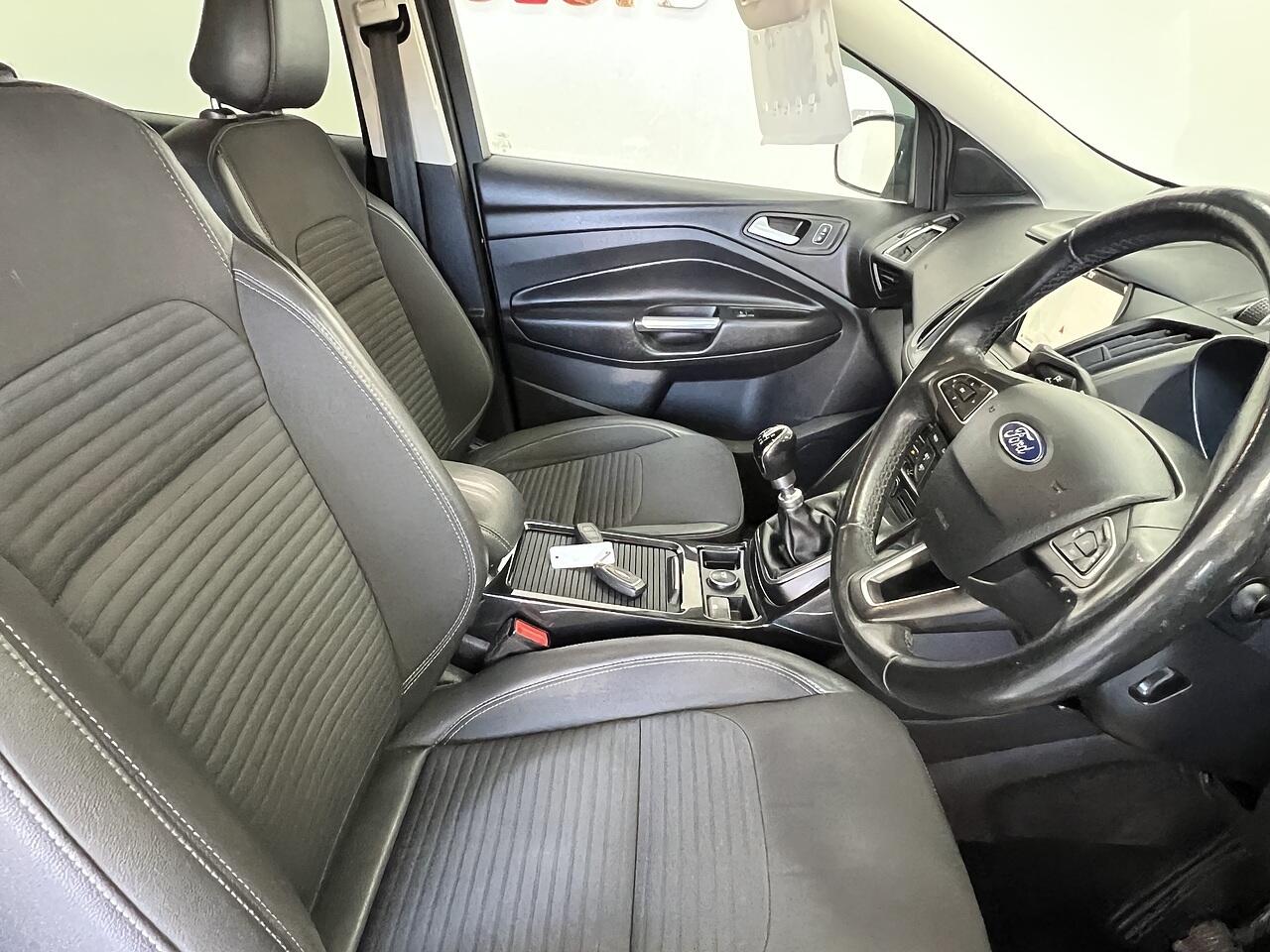 Ford Kuga view 8