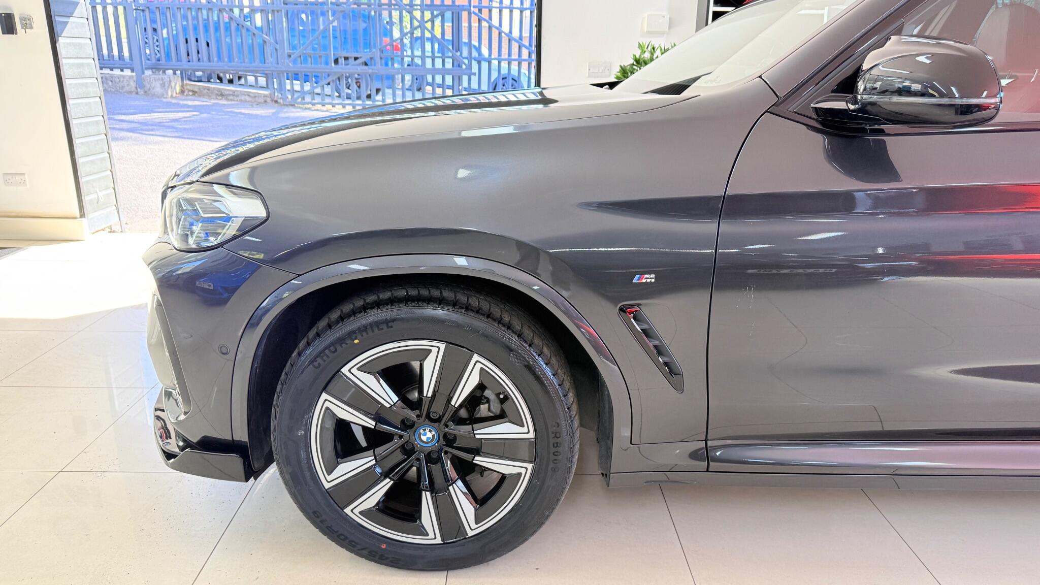 BMW Ix3 view 37