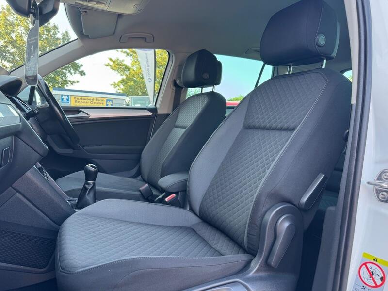Volkswagen Tiguan view 18