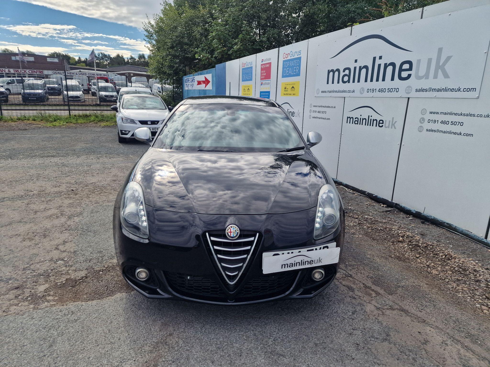 Alfa Romeo Giulietta view 2