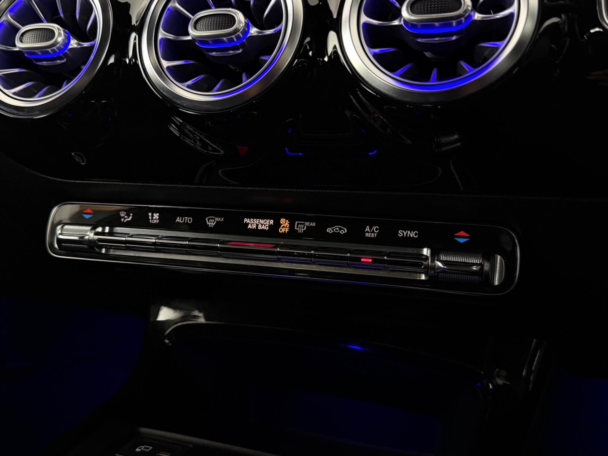 Mercedes-Benz A-Class view 22
