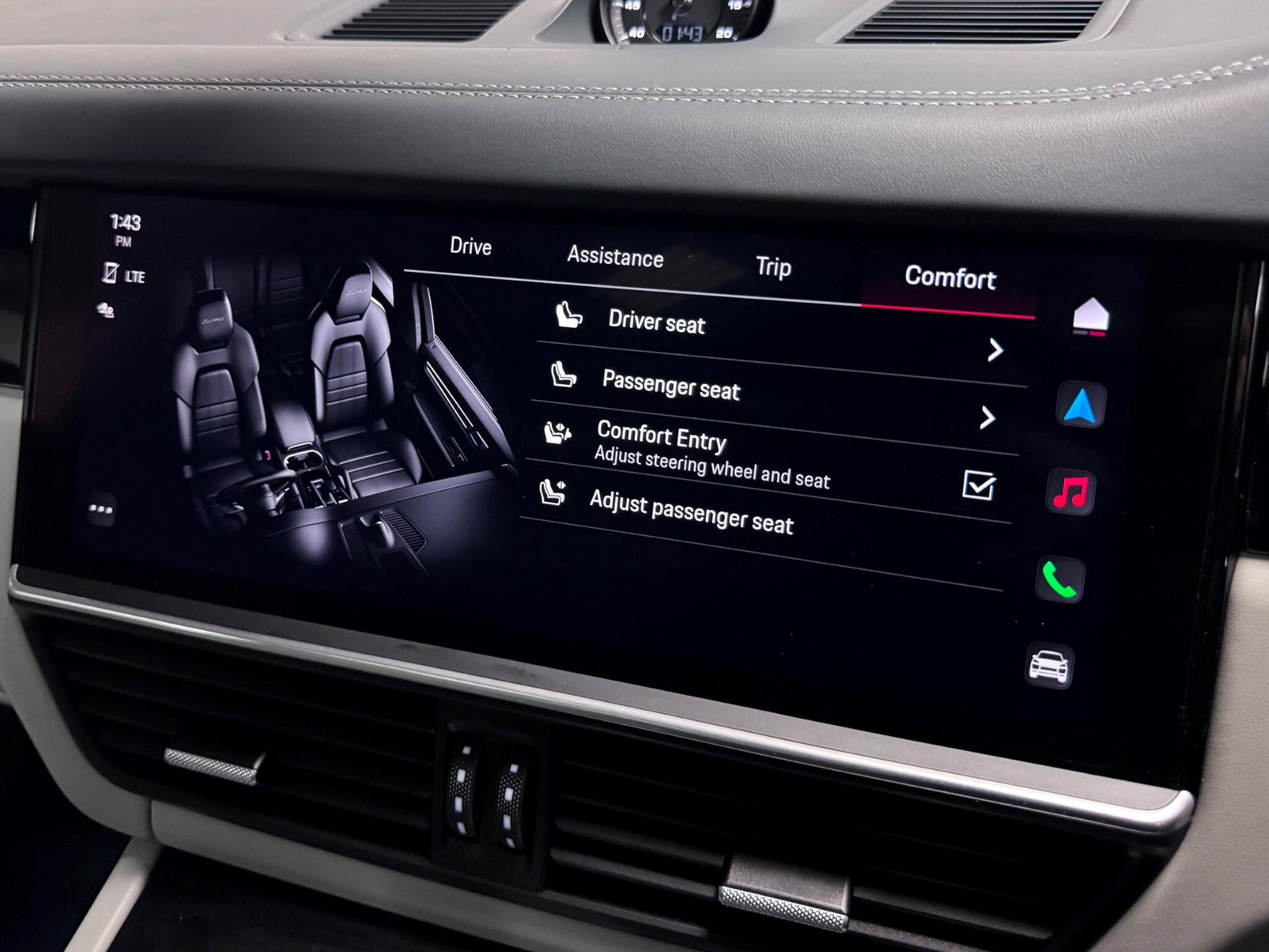 Porsche Cayenne view 56