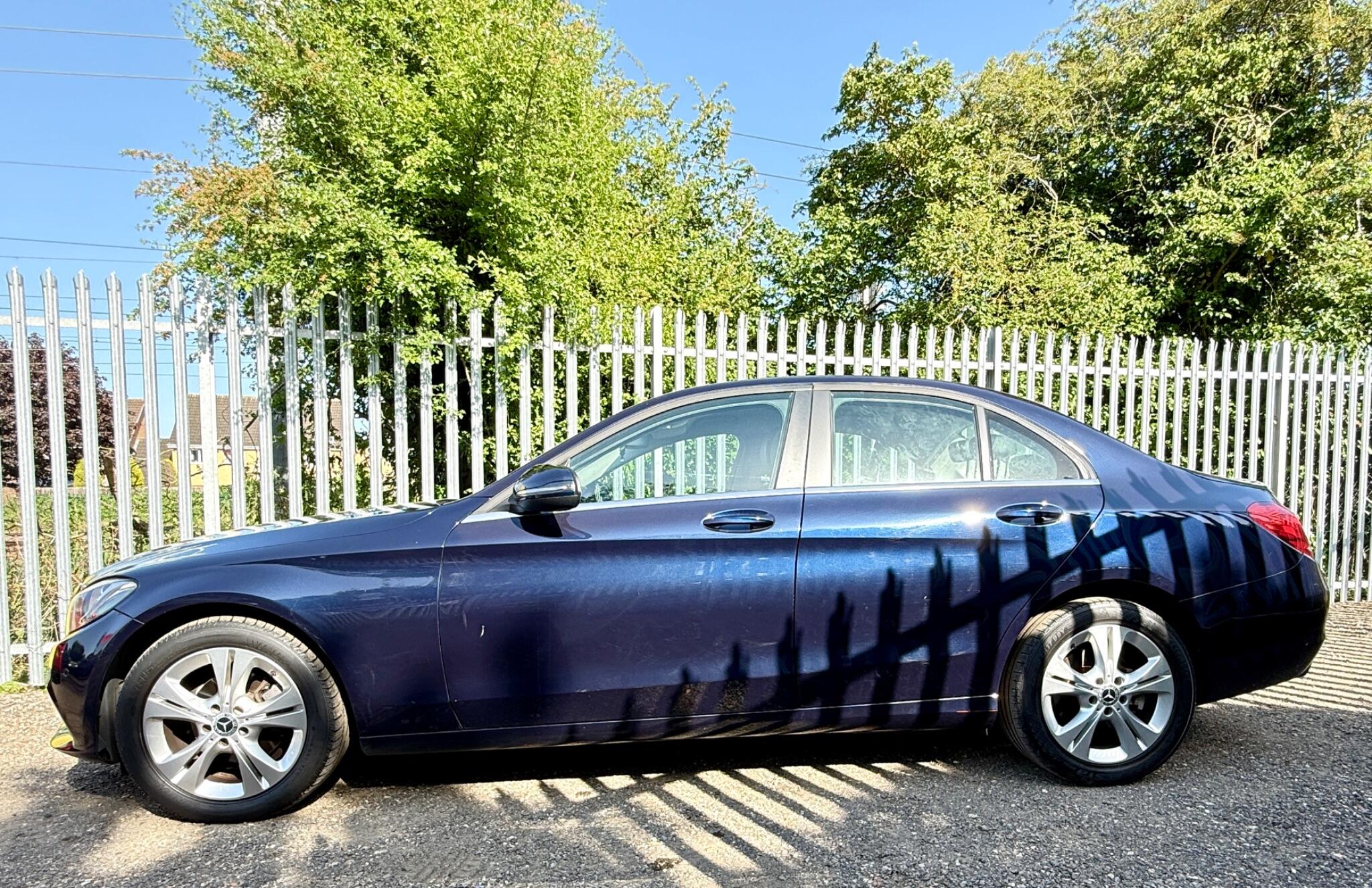 2017 Mercedes-Benz C Class image 4