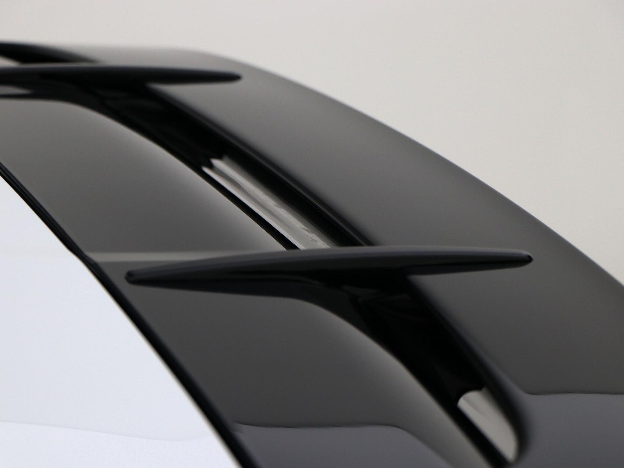 Porsche Macan view 23