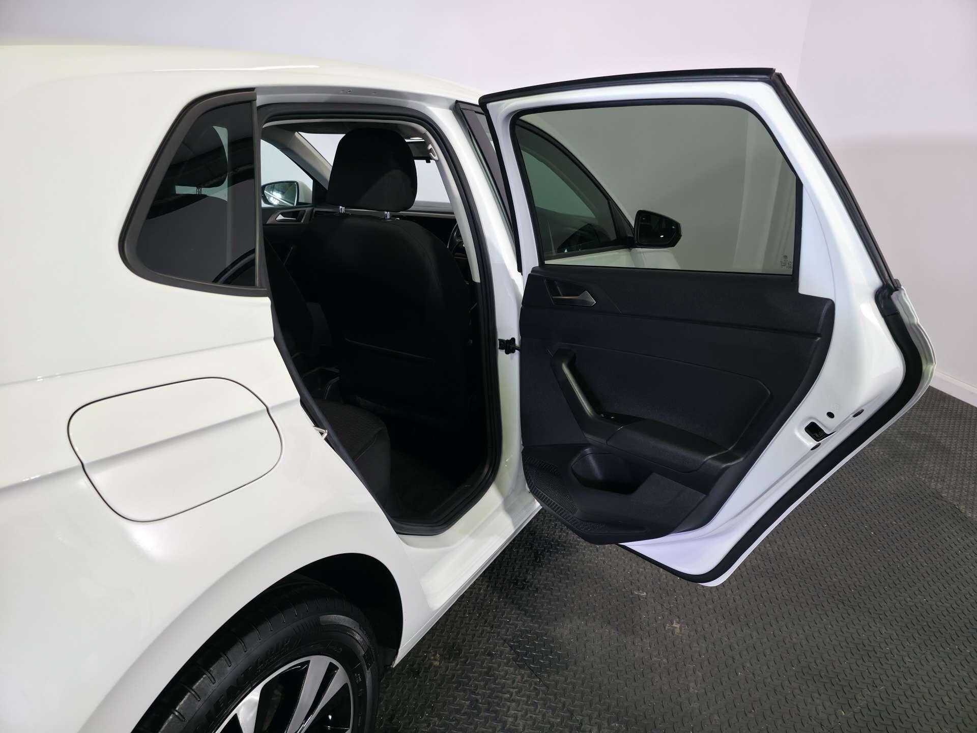 Volkswagen Polo view 43