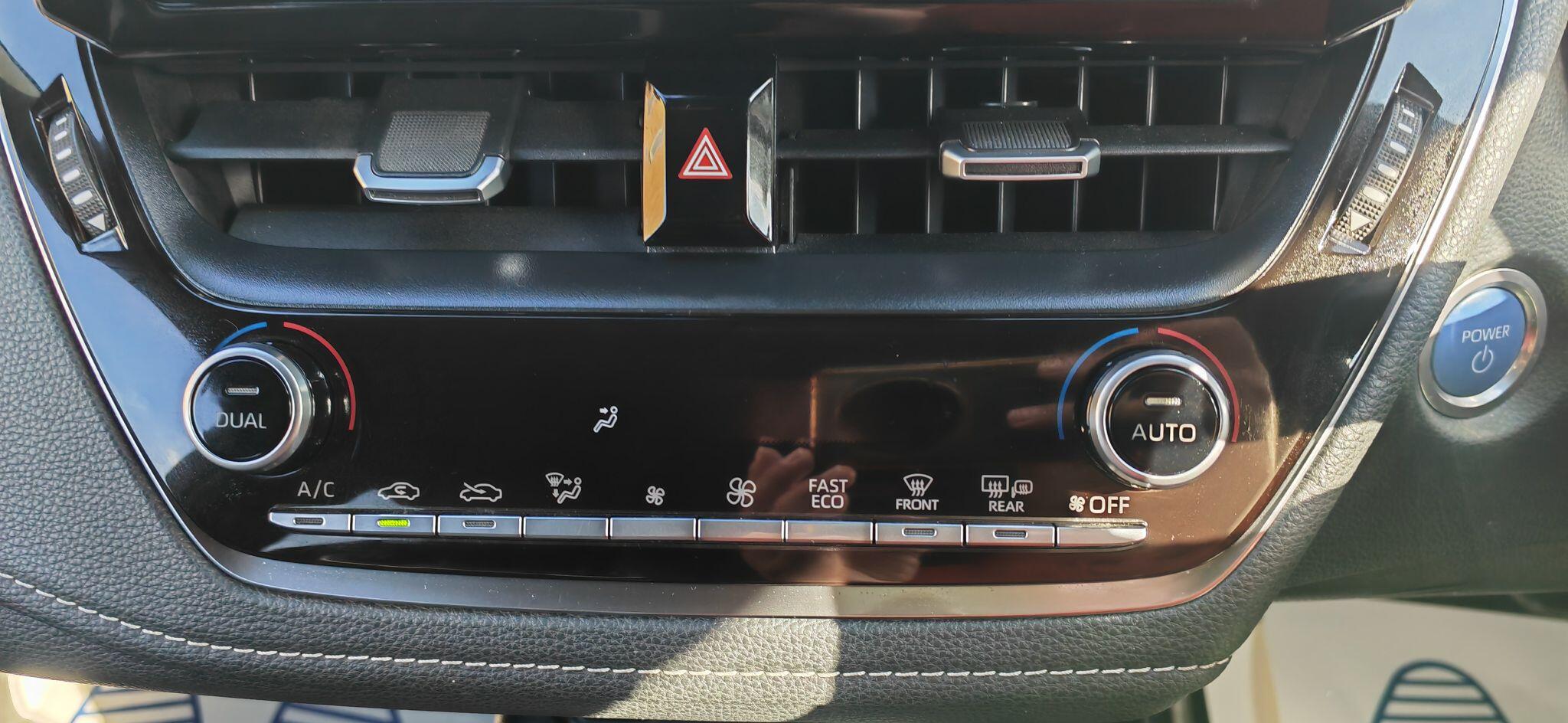 Toyota Corolla view 35