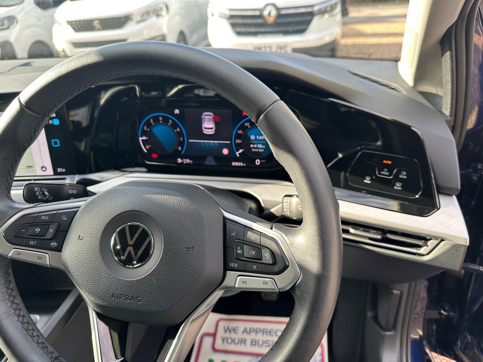 Volkswagen Golf view 15