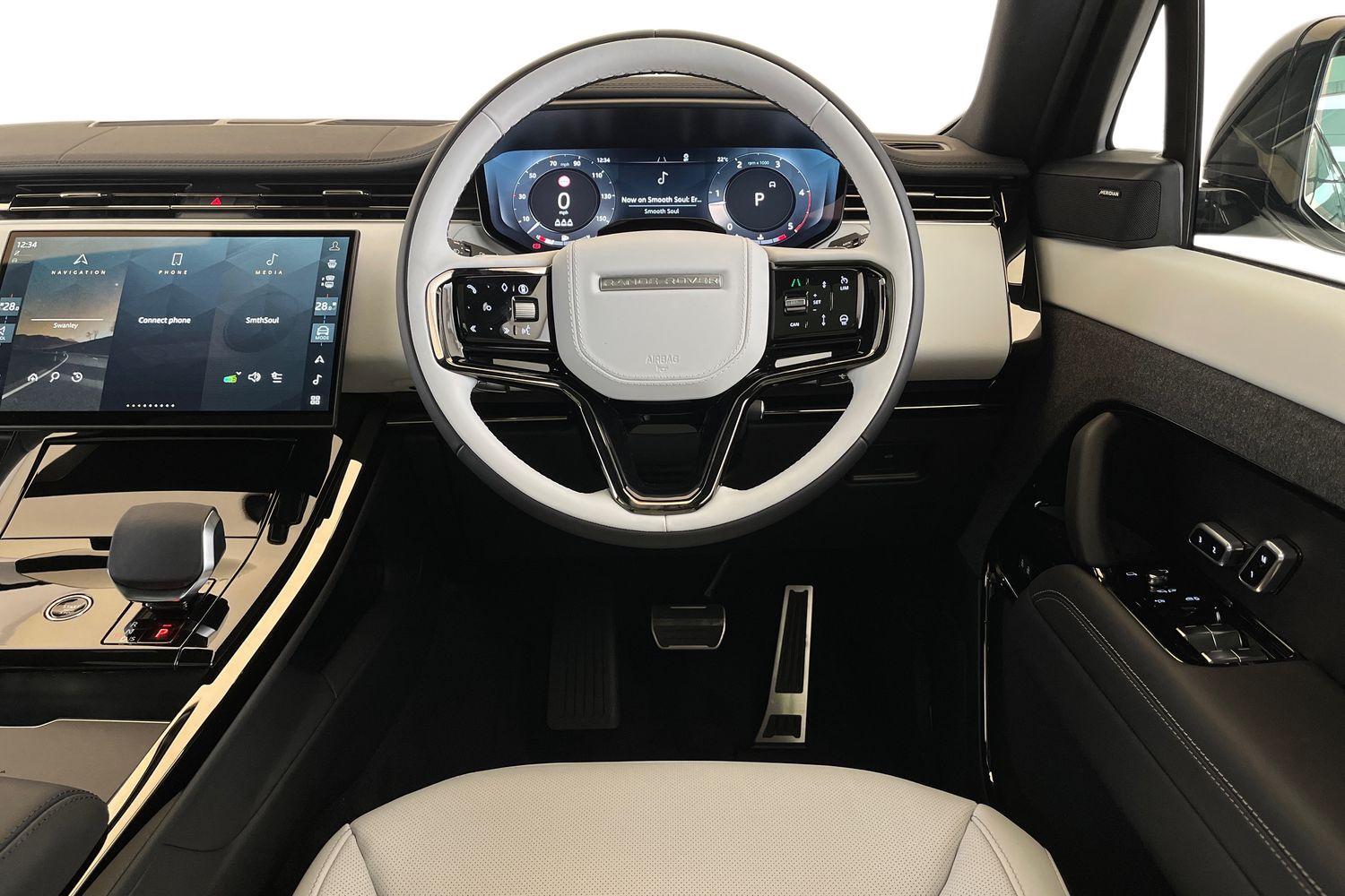 Land Rover Range Rover Sport view 11