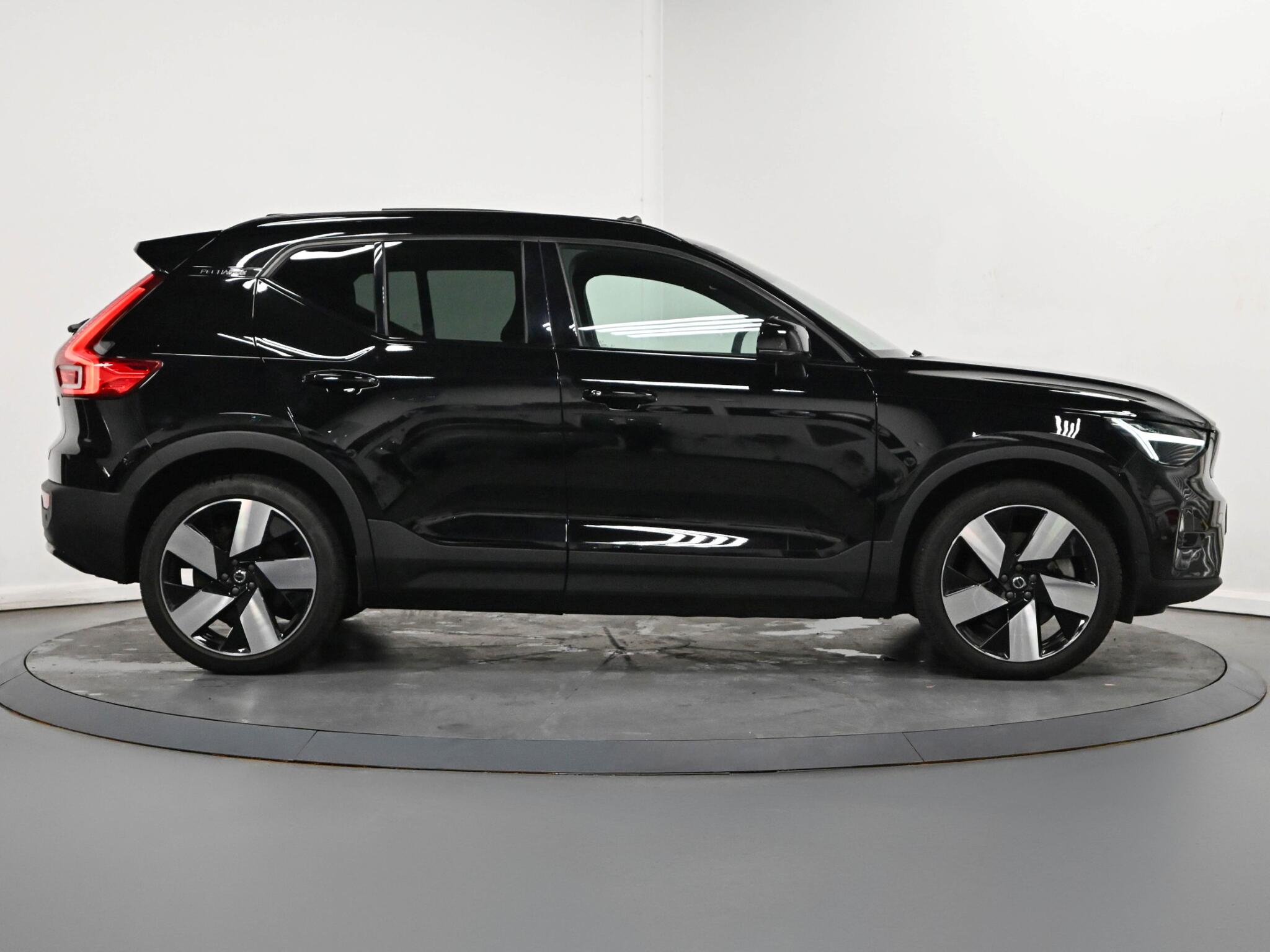 Volvo XC40 view 26