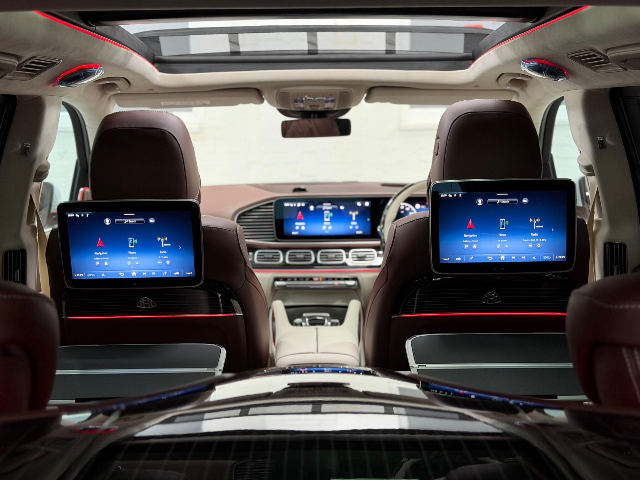 Mercedes-Benz GLS view 2