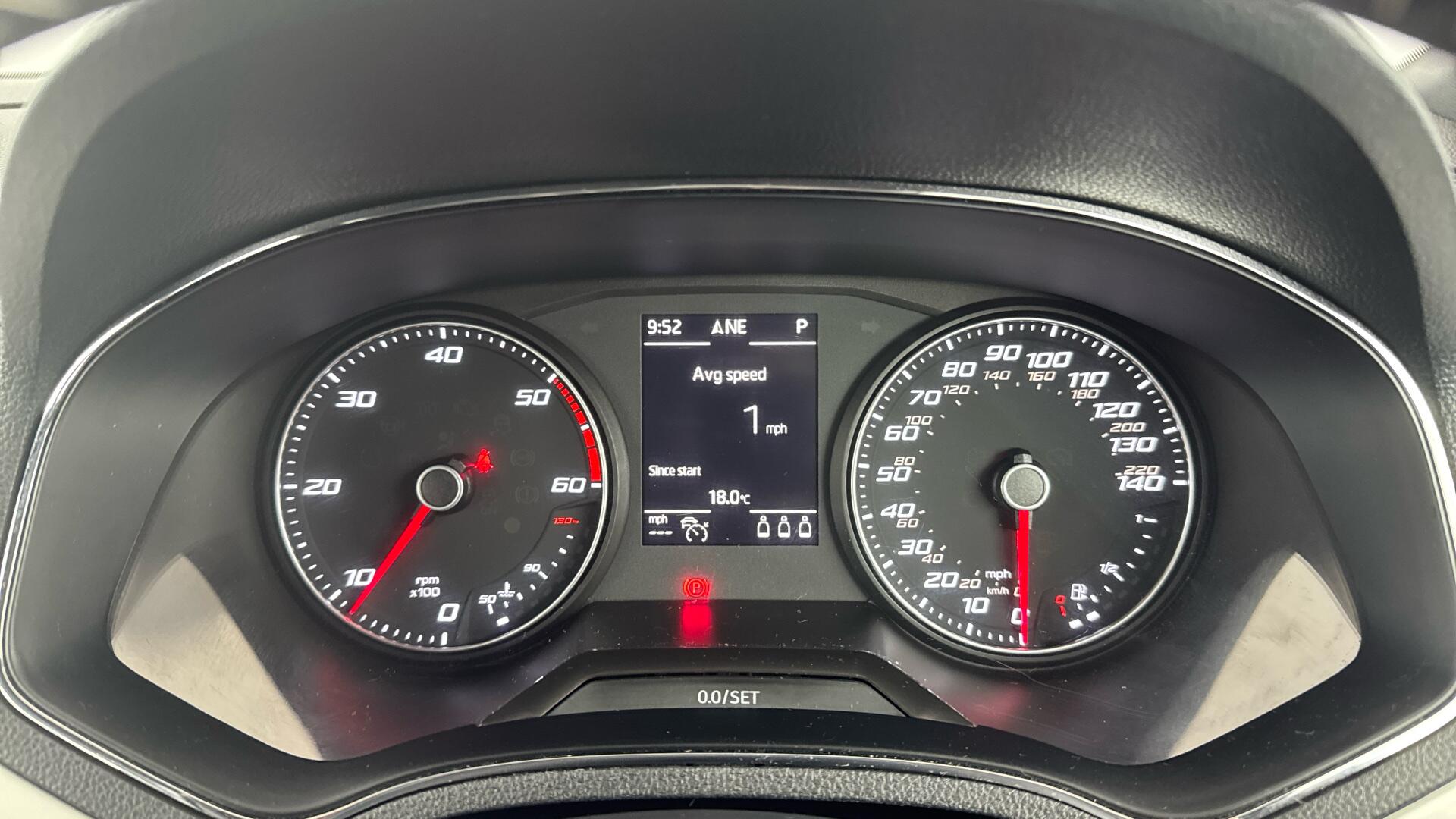 Seat Arona view 13