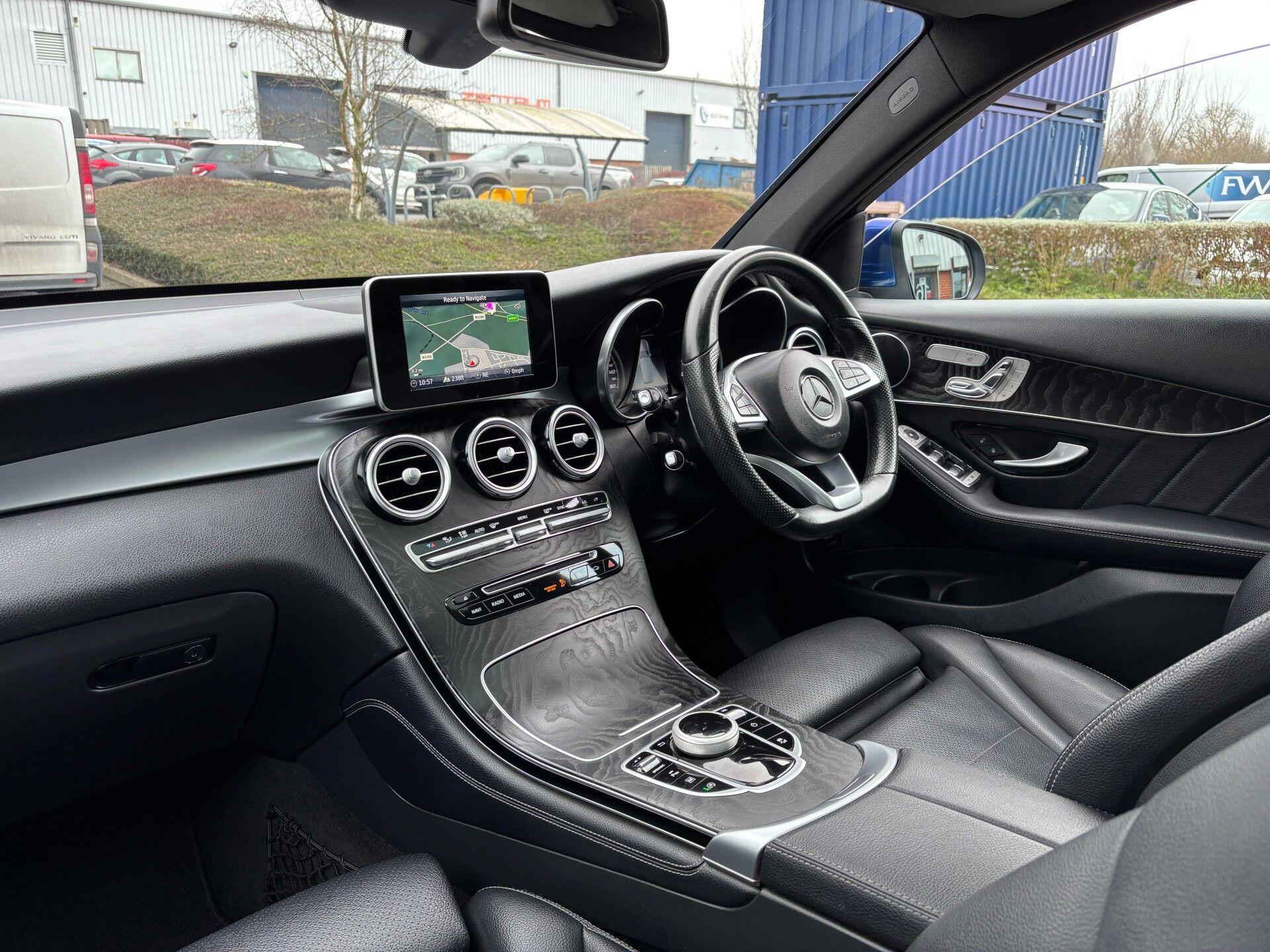 Mercedes-Benz GLC view 6
