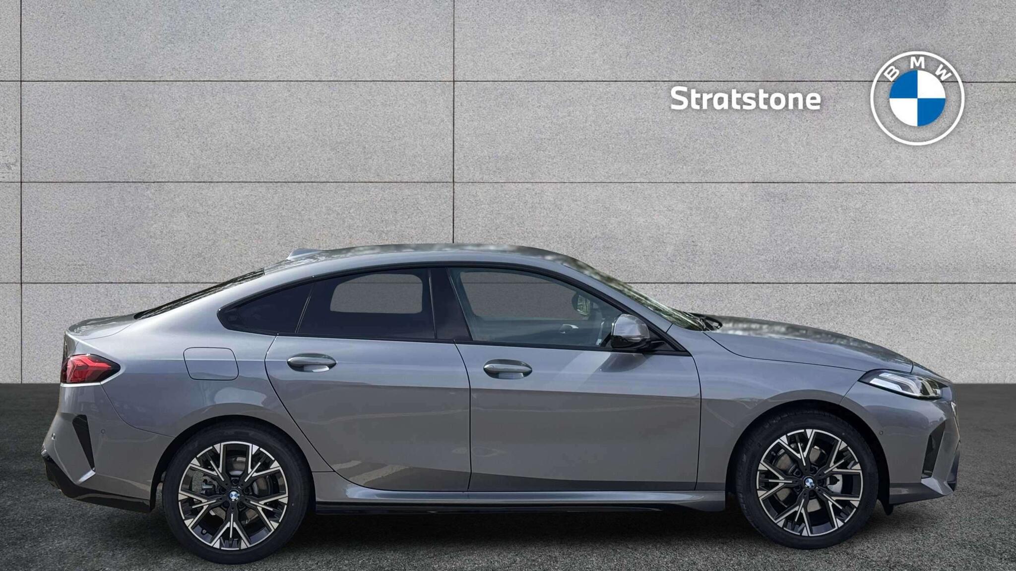 BMW 2 Series view 3