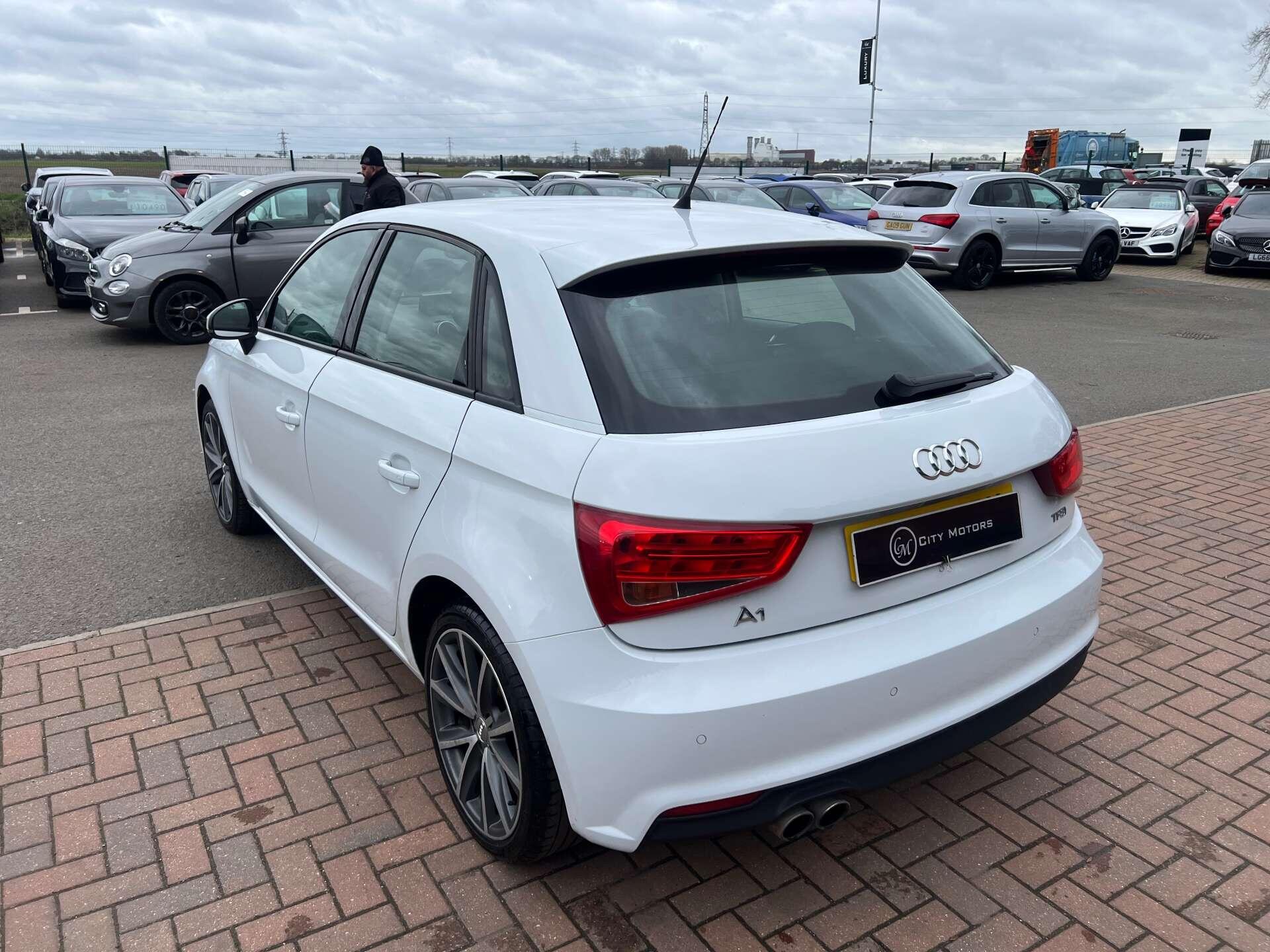 Audi A1 view 10