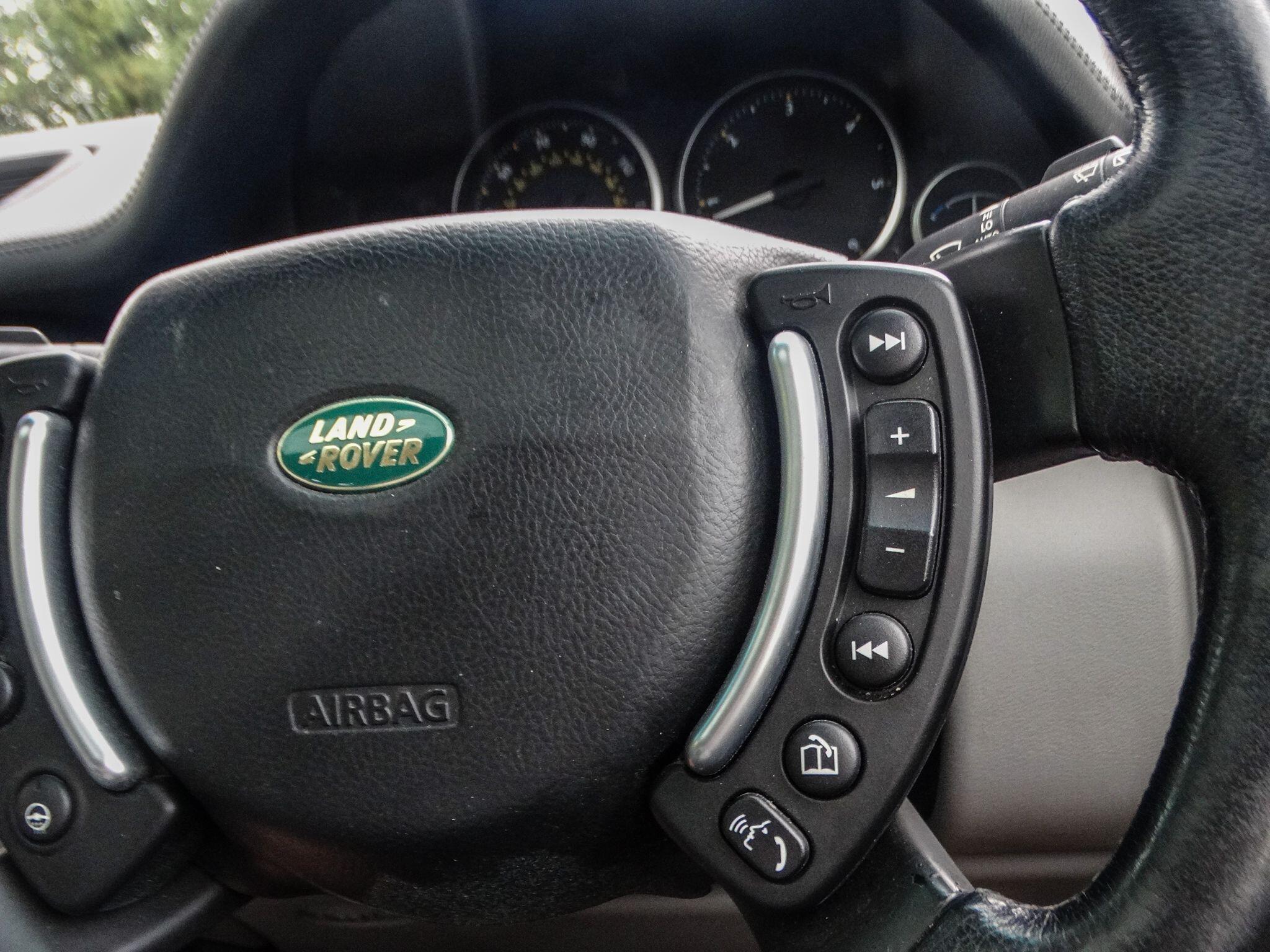 Land Rover Range Rover view 31