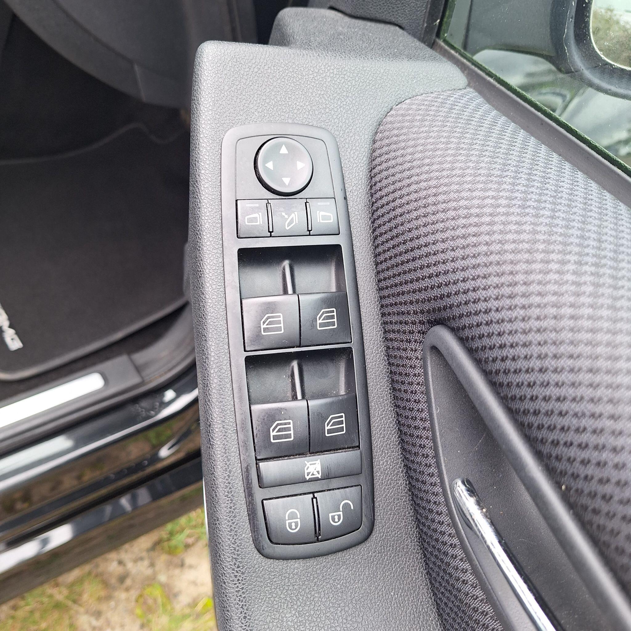 Mercedes-Benz B-Class view 60