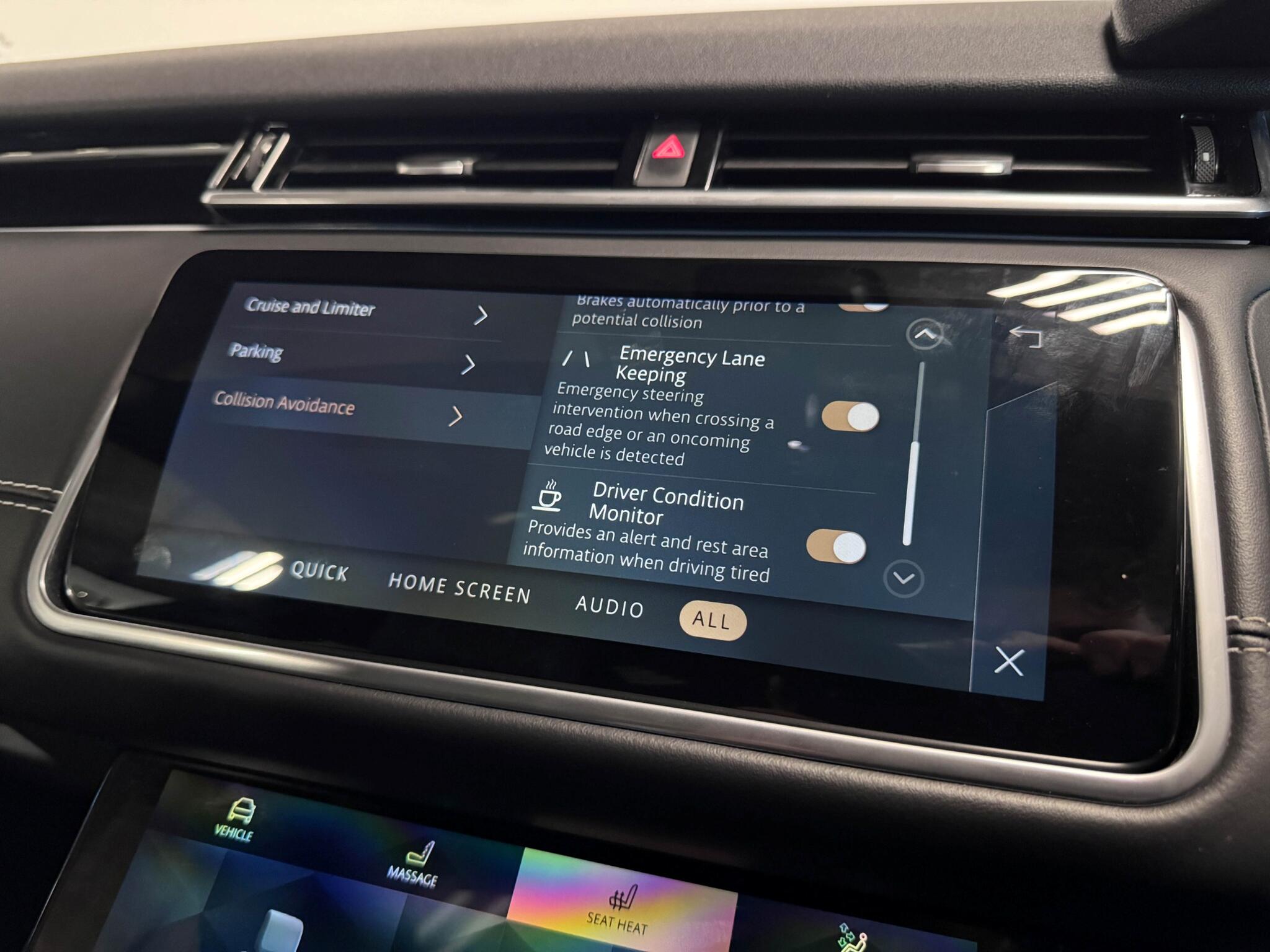 Land Rover Range Rover Velar view 70