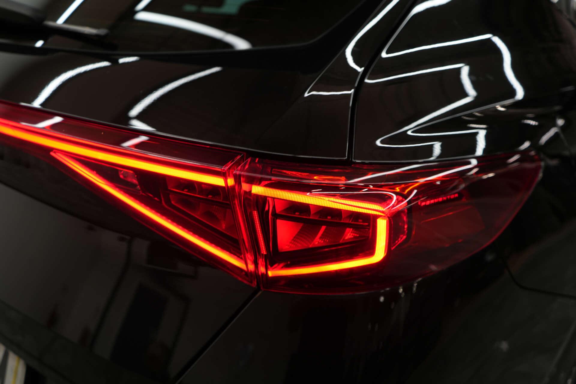 Cupra Formentor view 44