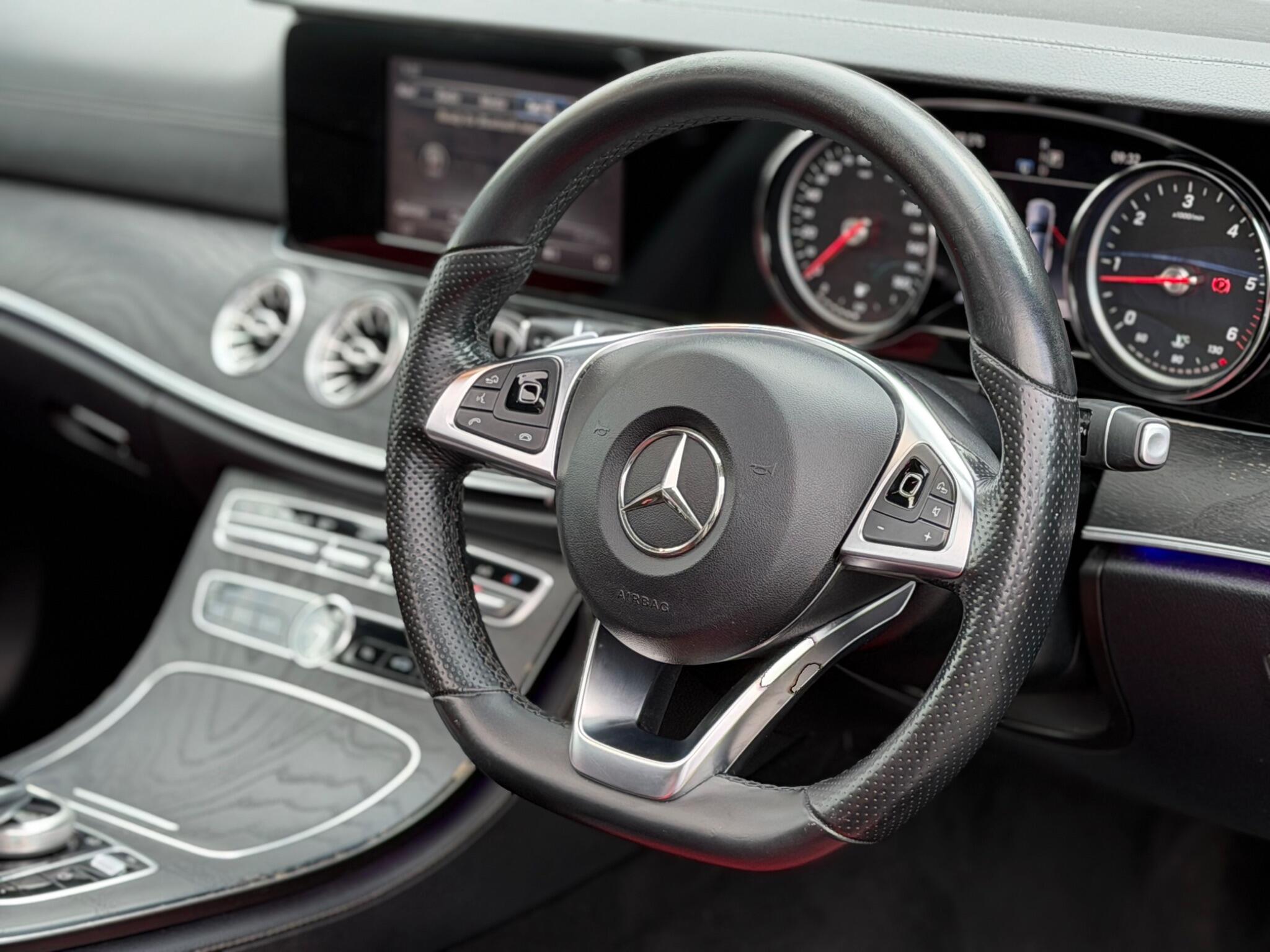 Mercedes-Benz E-Class view 15