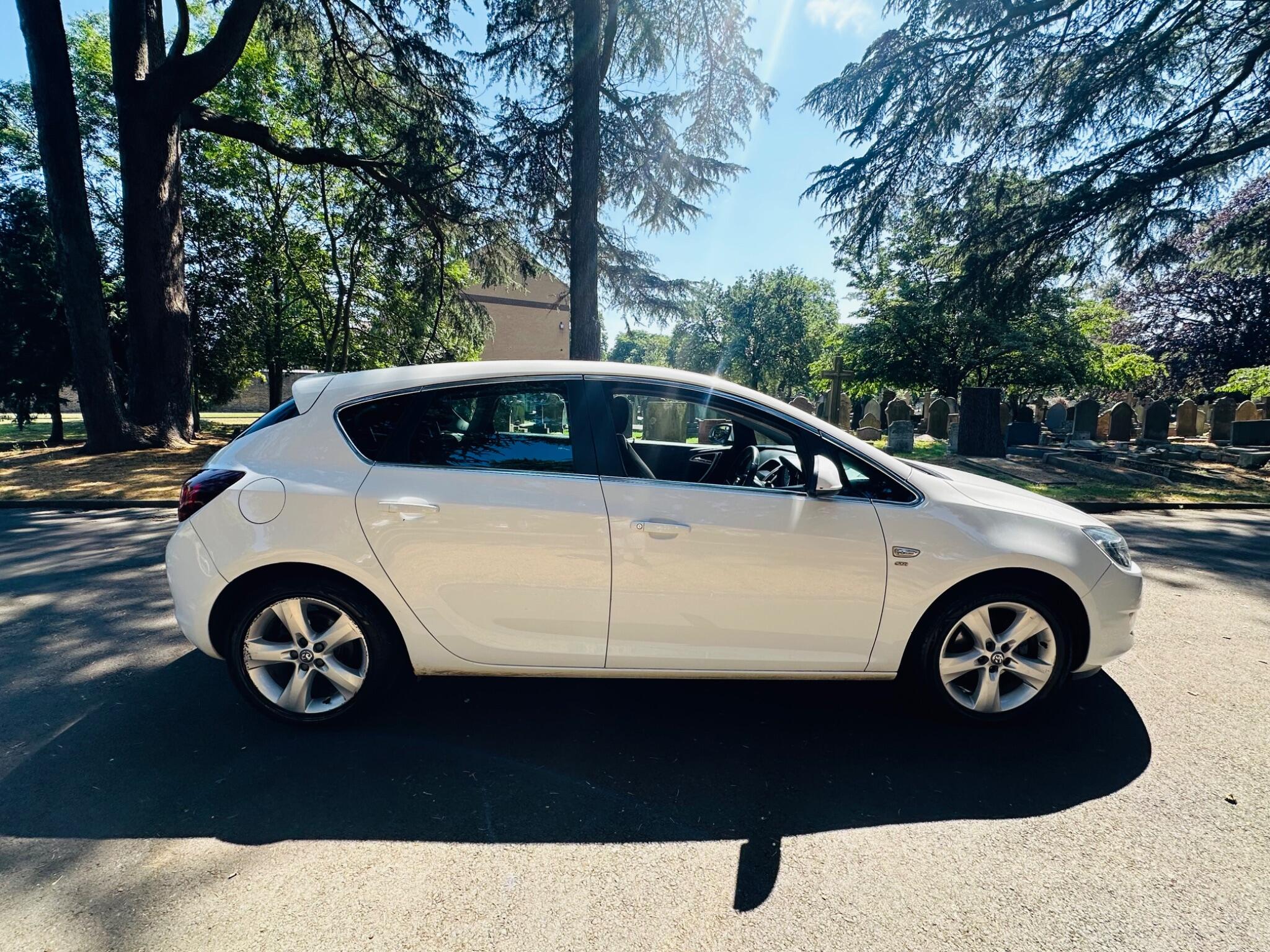 Vauxhall Astra view 10