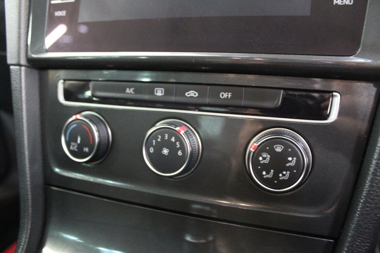 Volkswagen Golf view 41