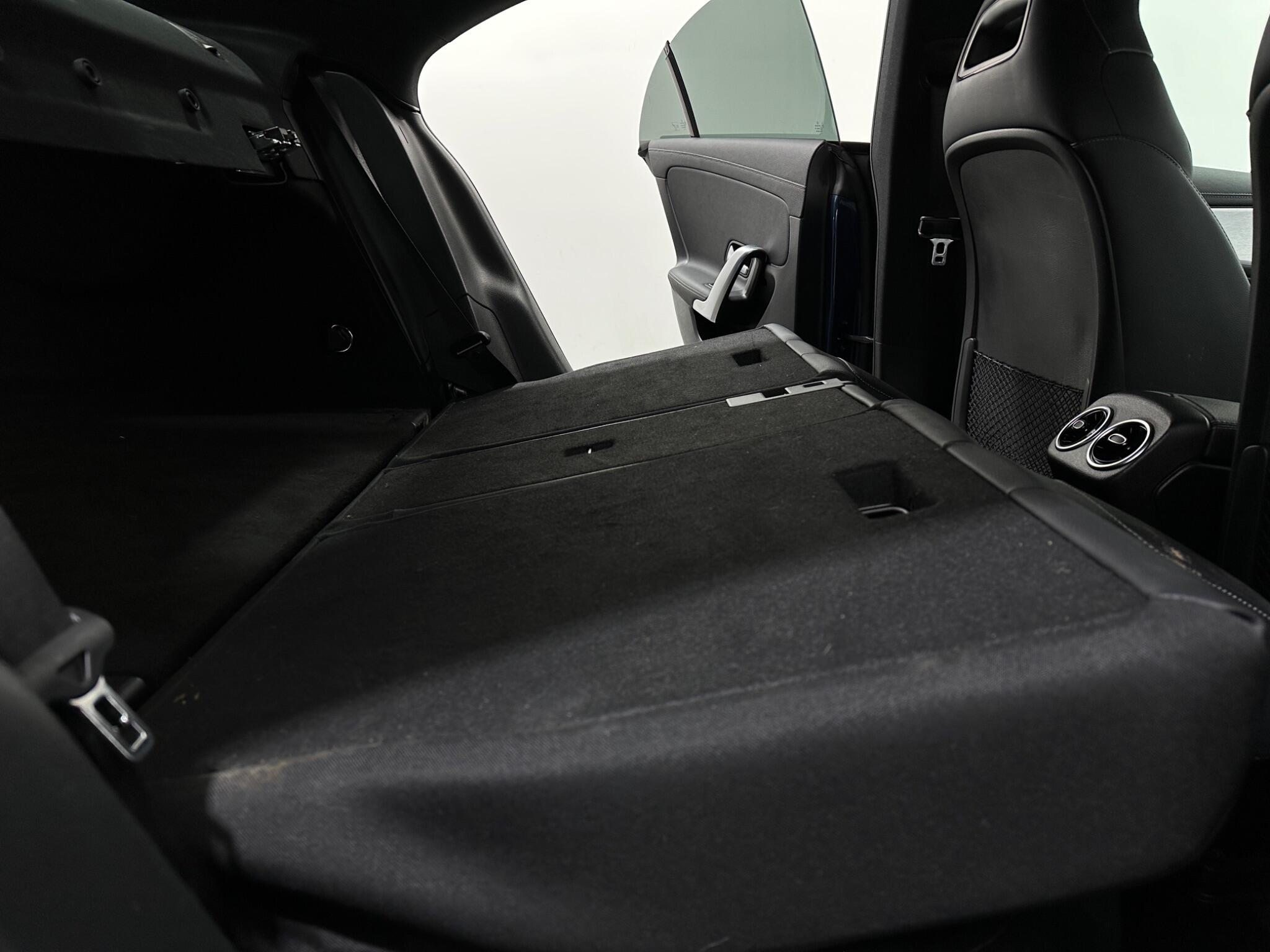 Mercedes-Benz Mercedes-Benz CLA view 48