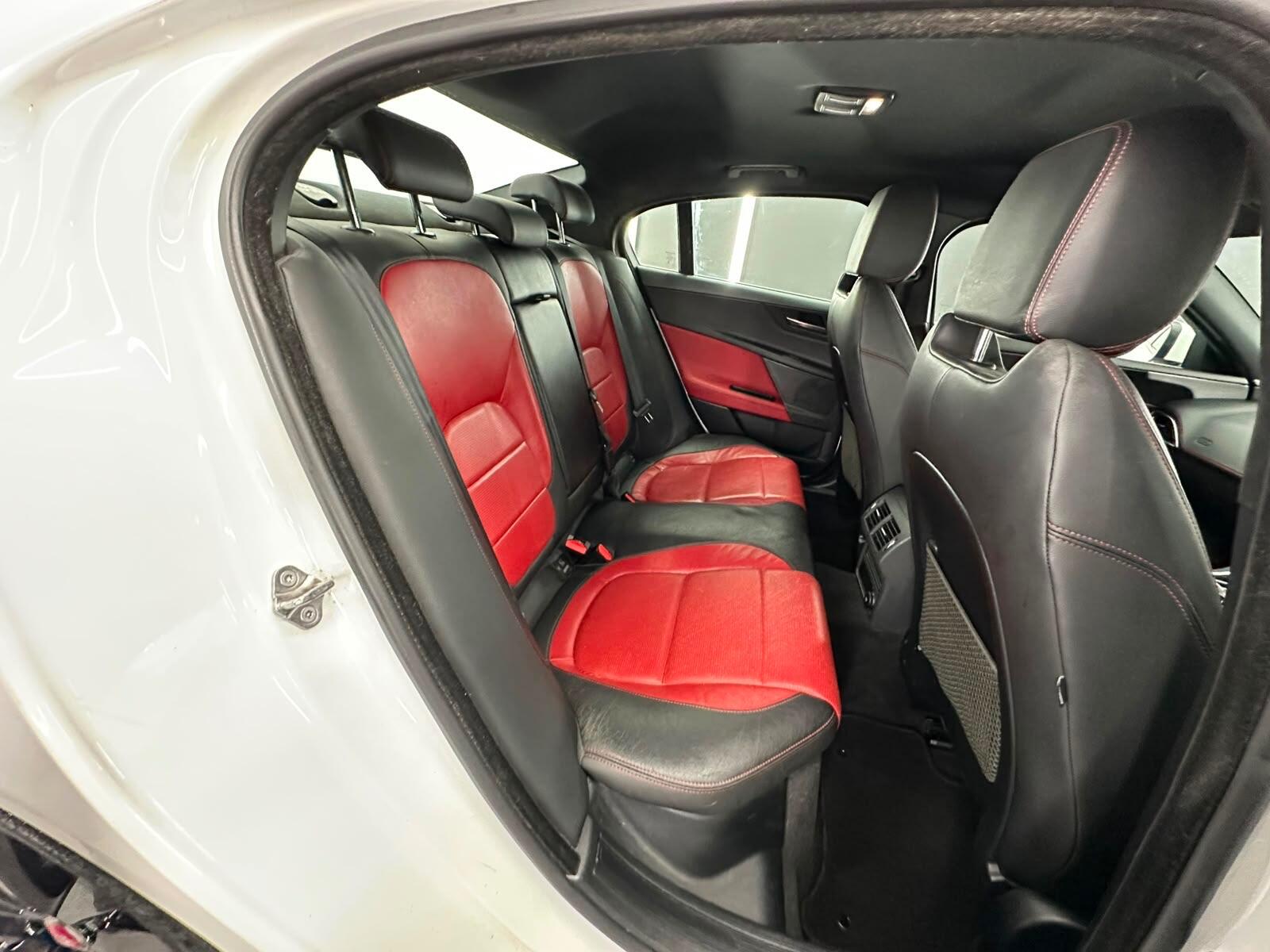 Jaguar XE view 26