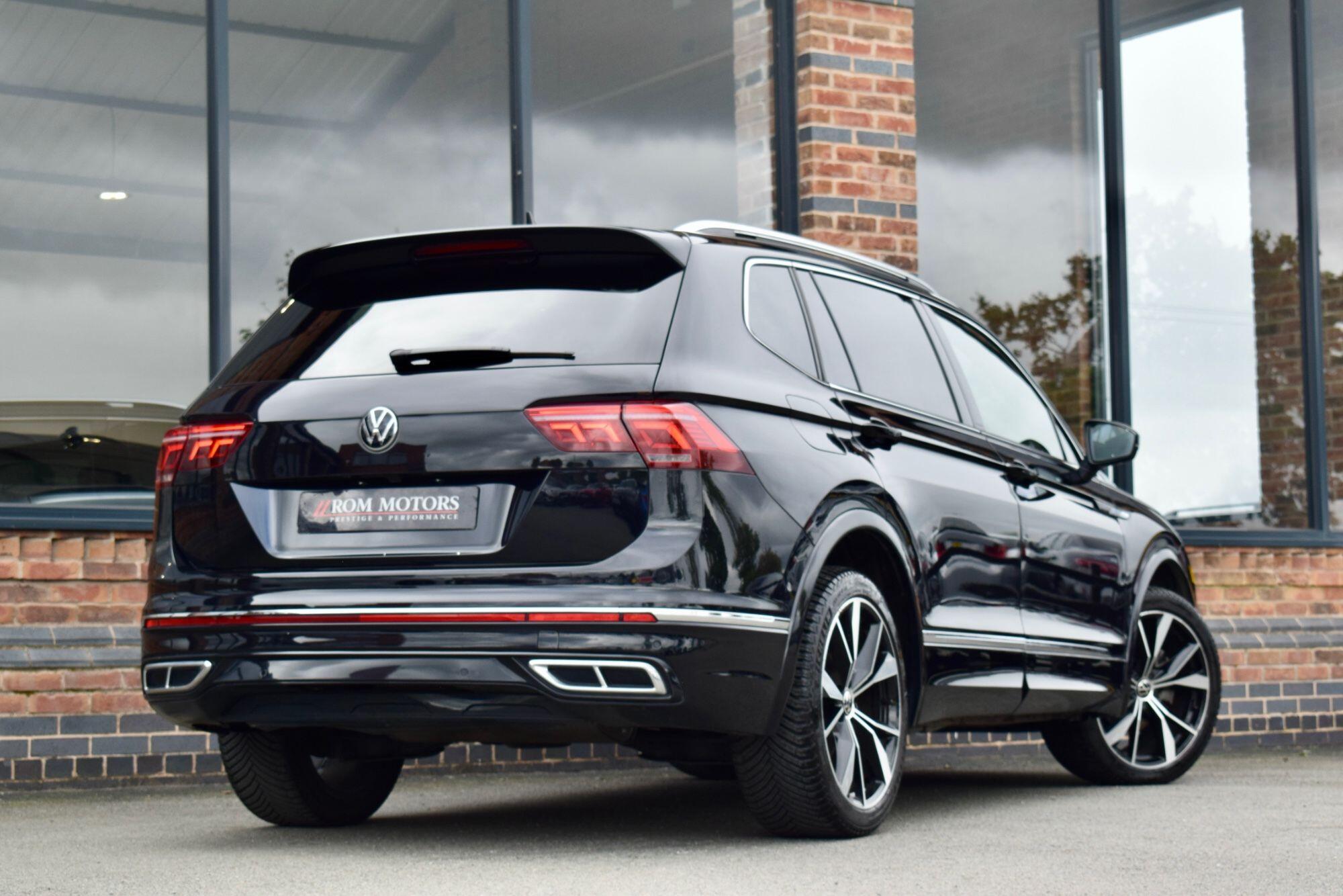 Volkswagen Tiguan Allspace view 38