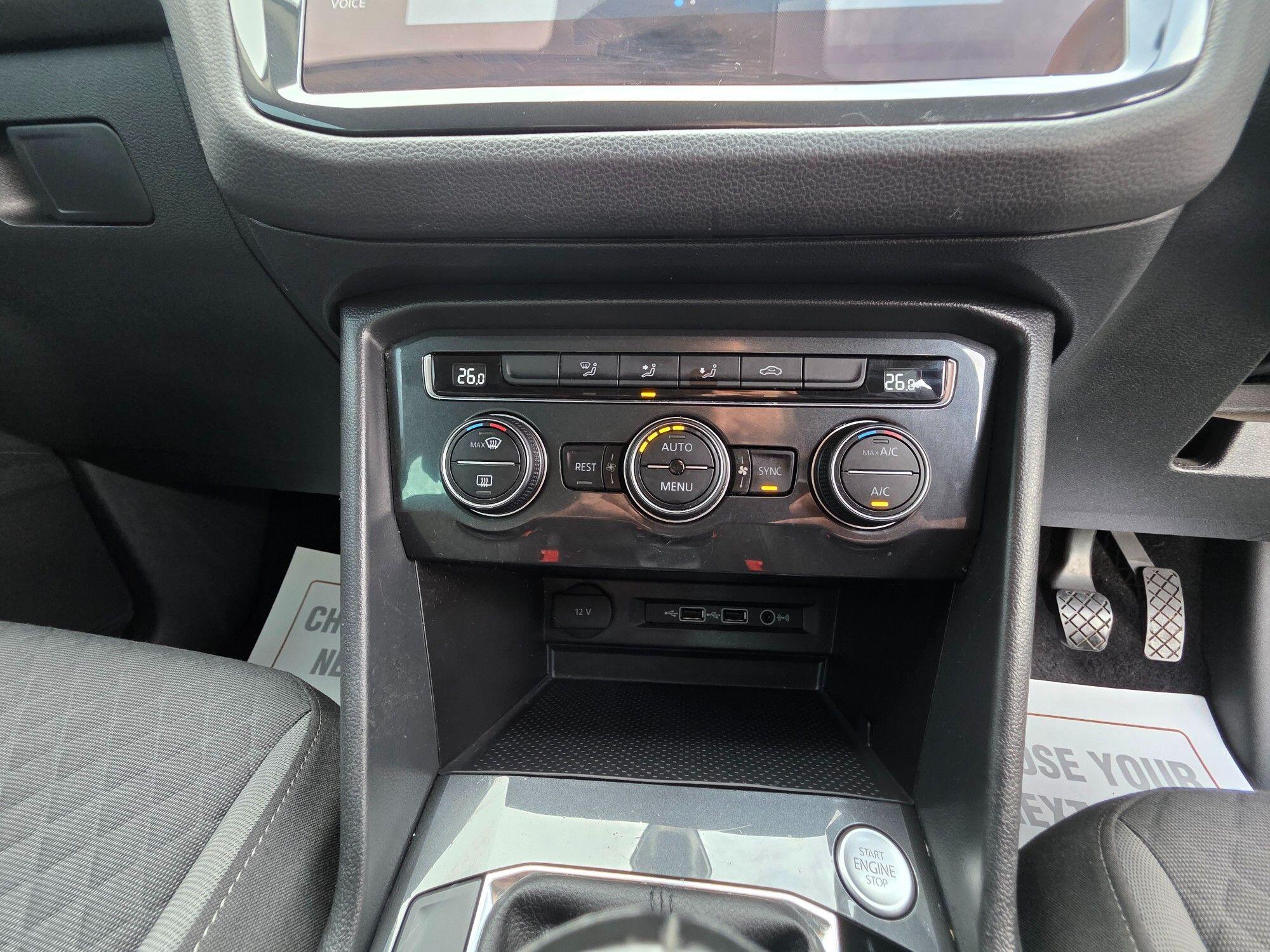 Volkswagen Tiguan view 26