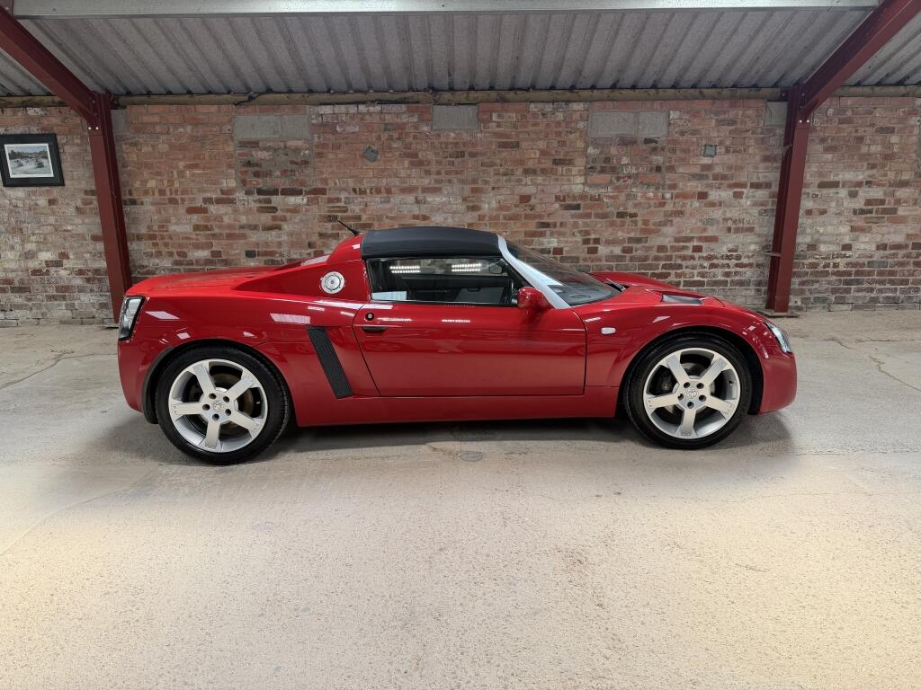 Vauxhall VX220 view 12