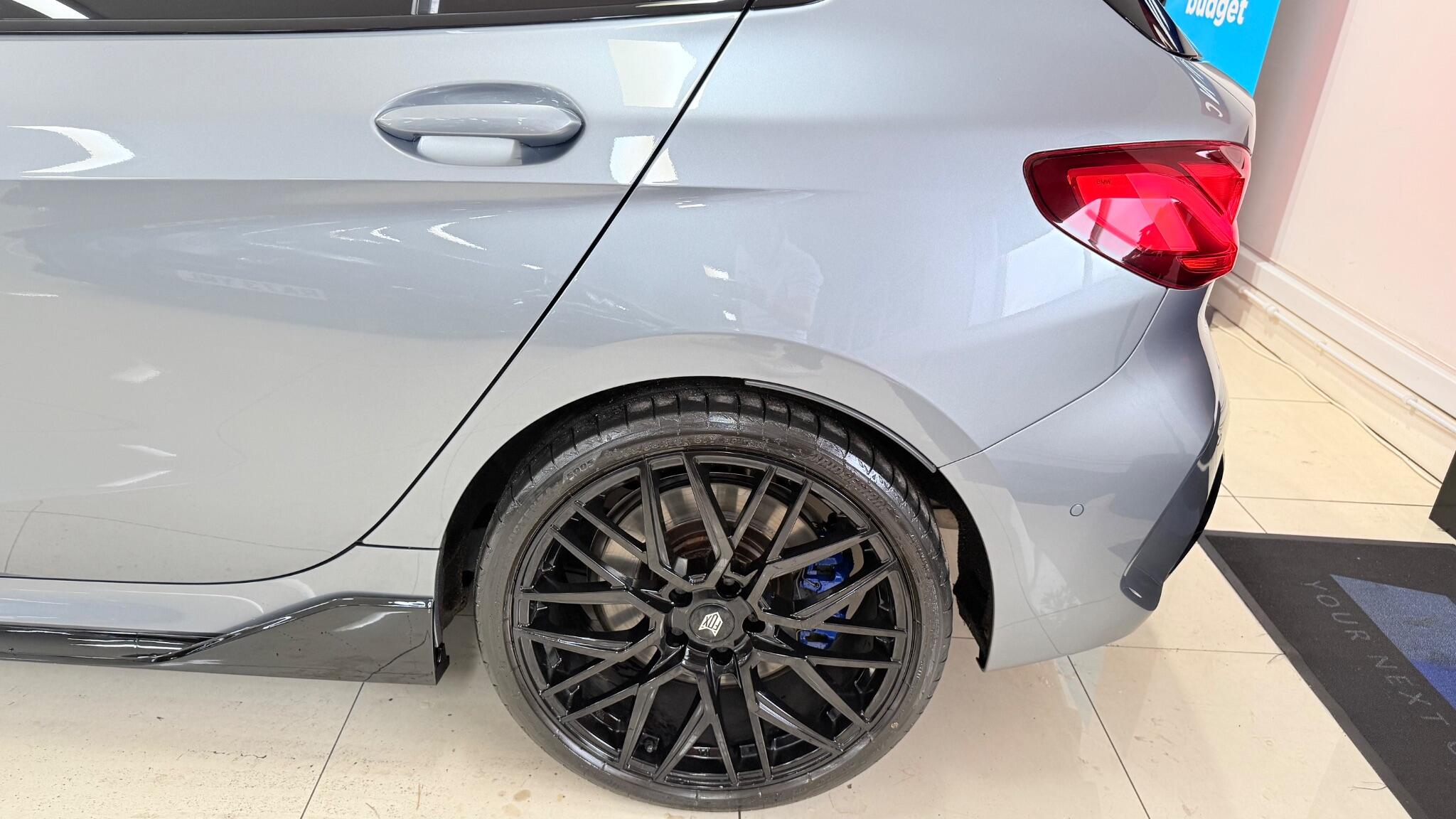 BMW 1 Series view 47