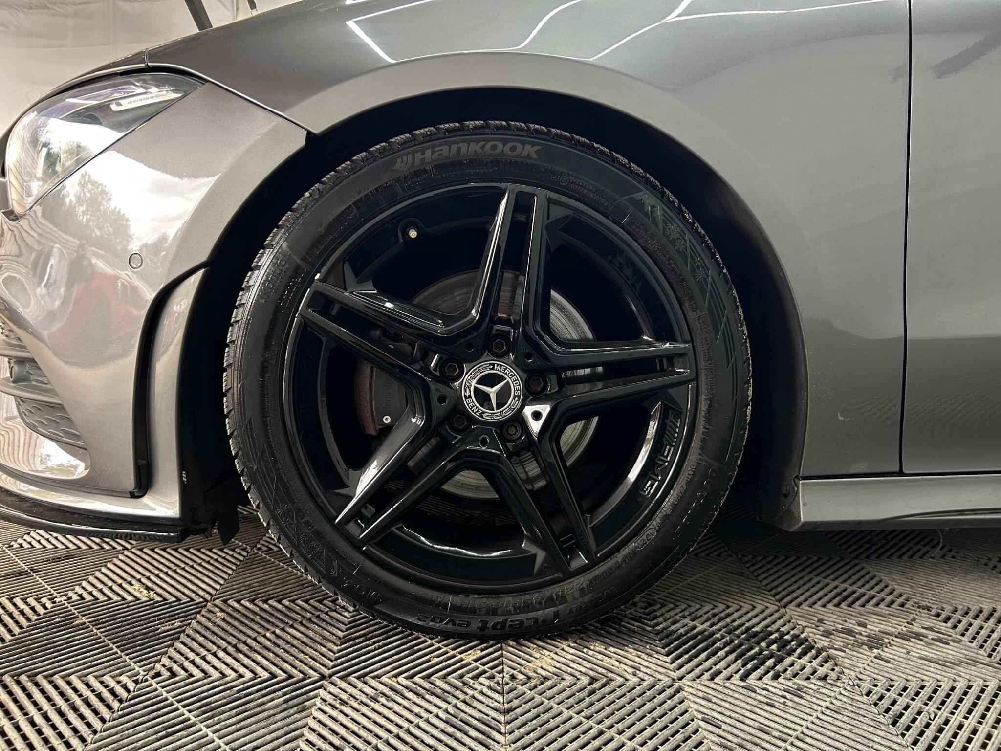 Mercedes-Benz Cla view 33