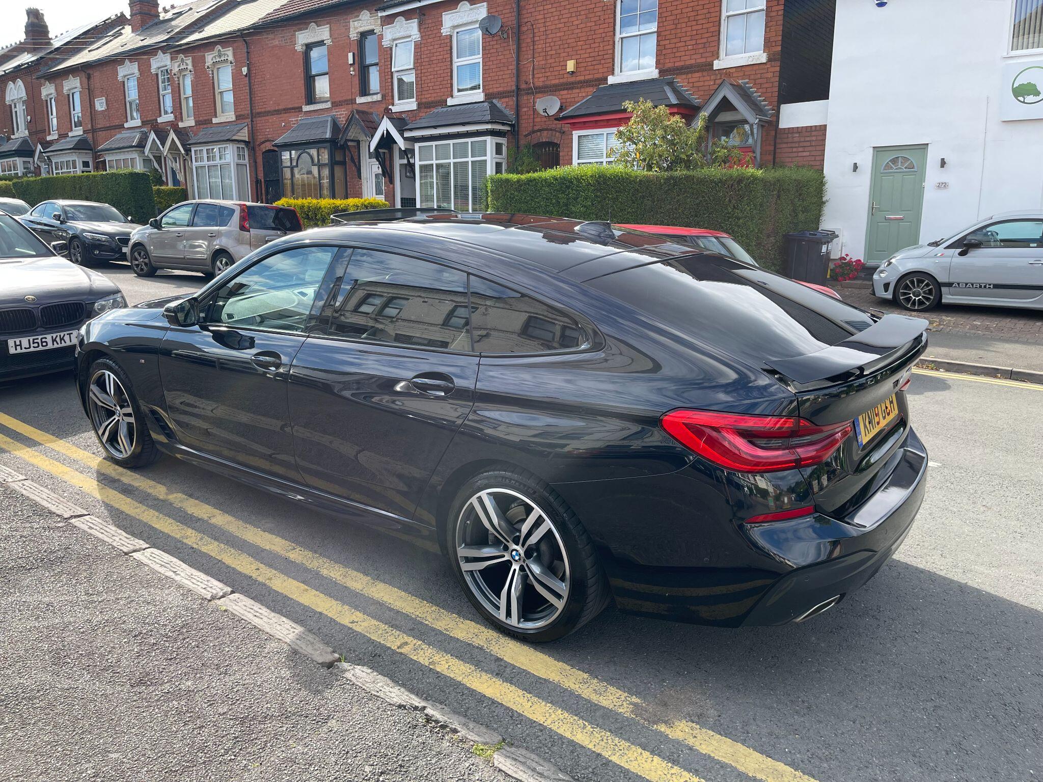 BMW 6 Series view 20
