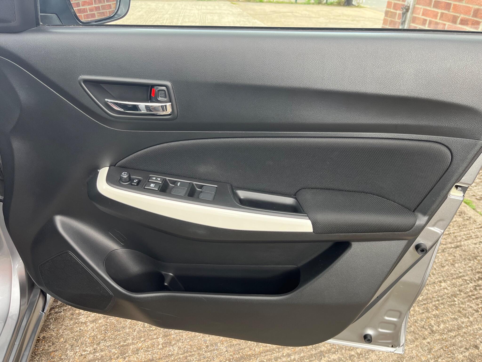 Suzuki Swift view 23
