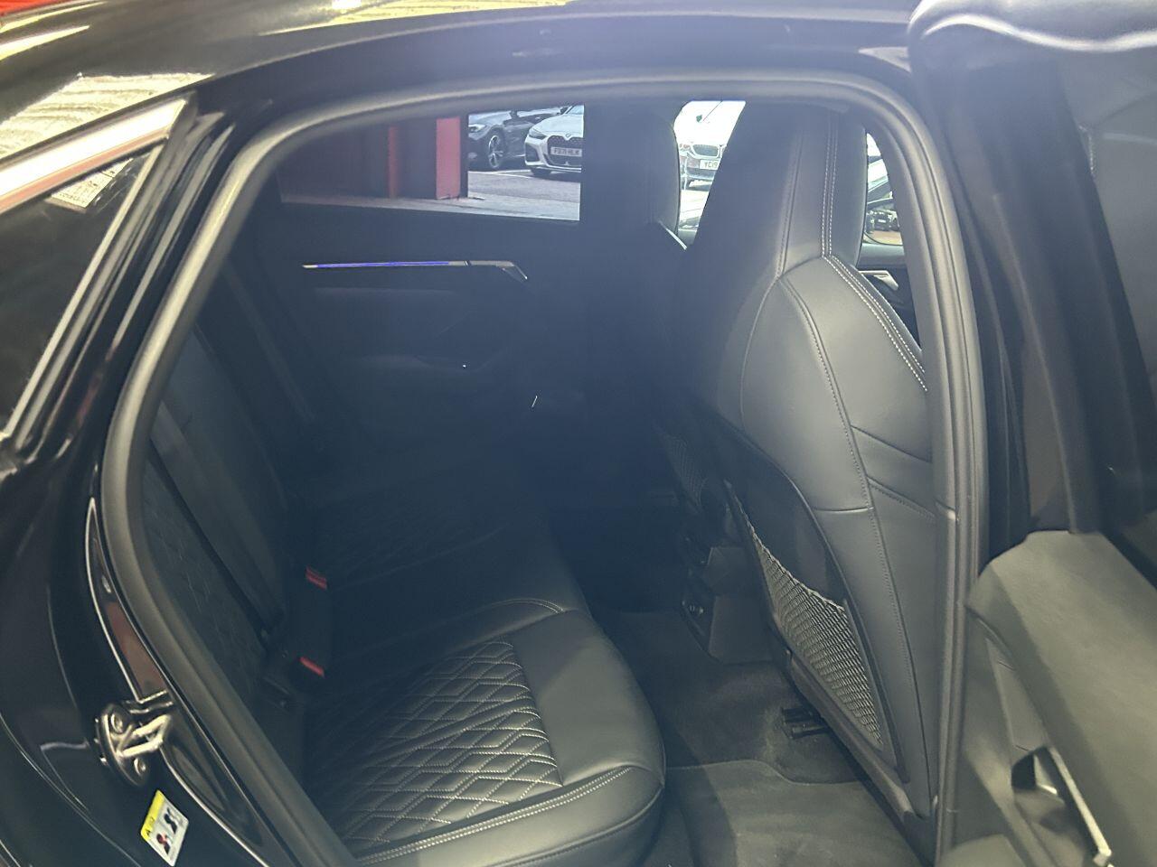 Audi S3 view 60