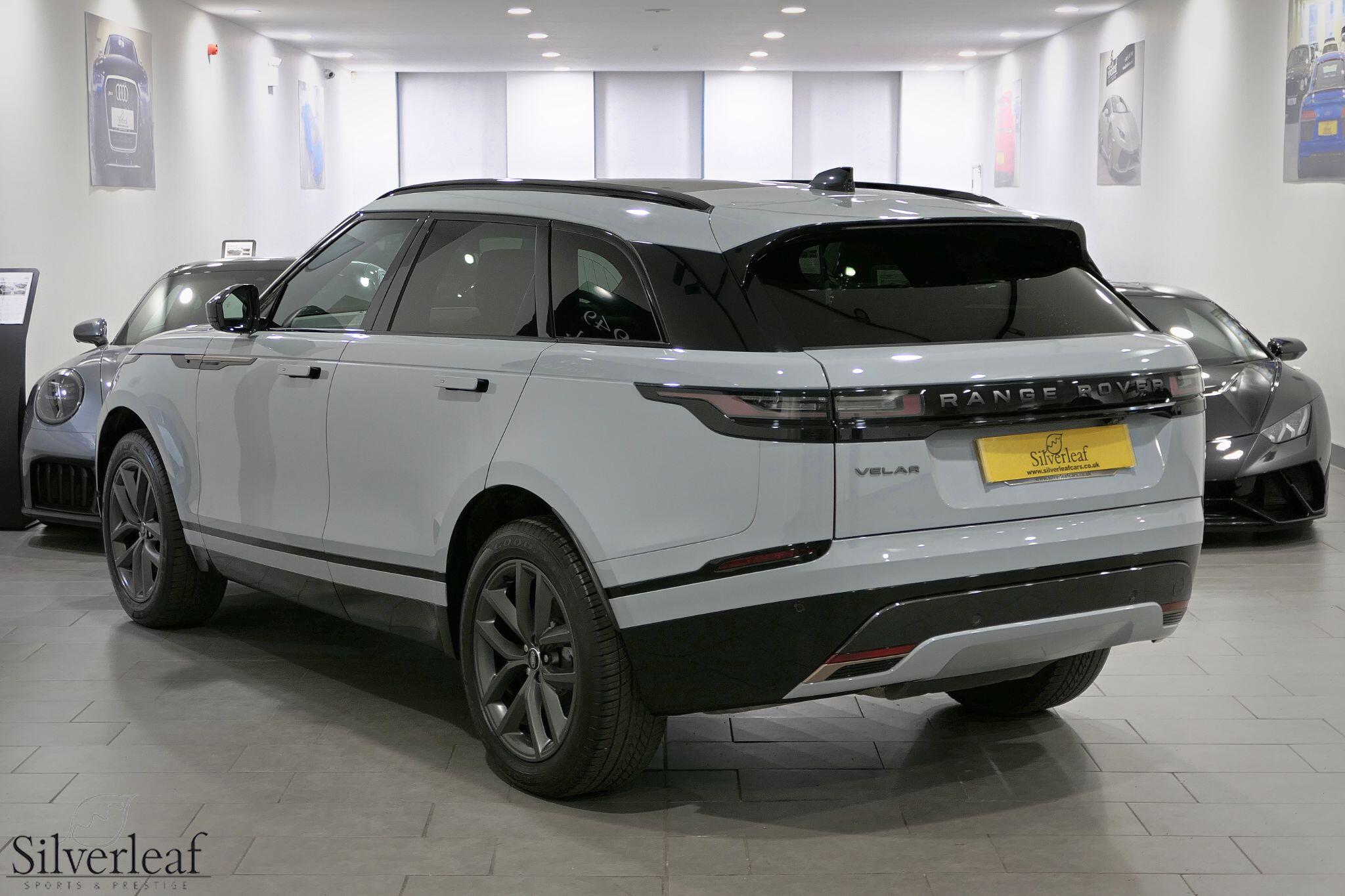 Land Rover Range Rover Velar view 2