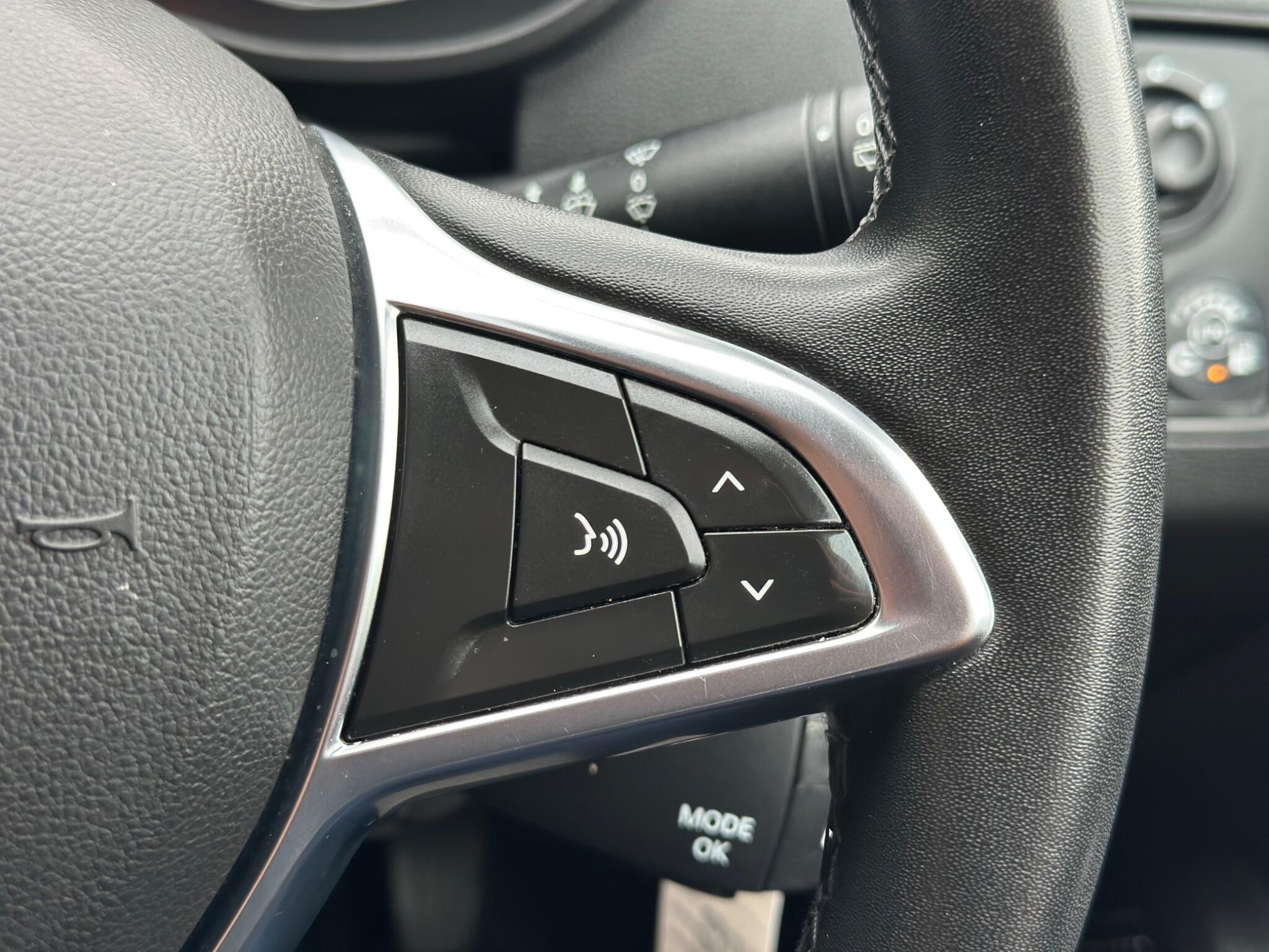 Dacia Duster view 33