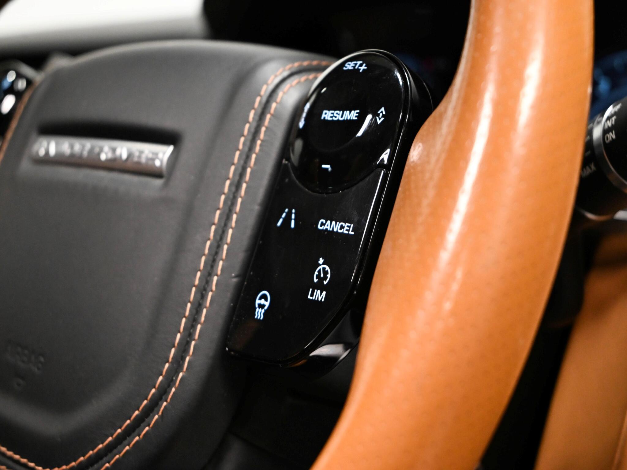 Land Rover Range Rover Sport view 22