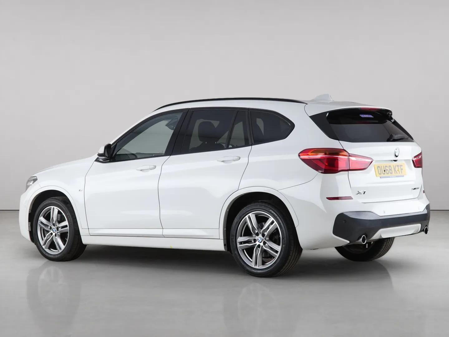 BMW X1 view 6