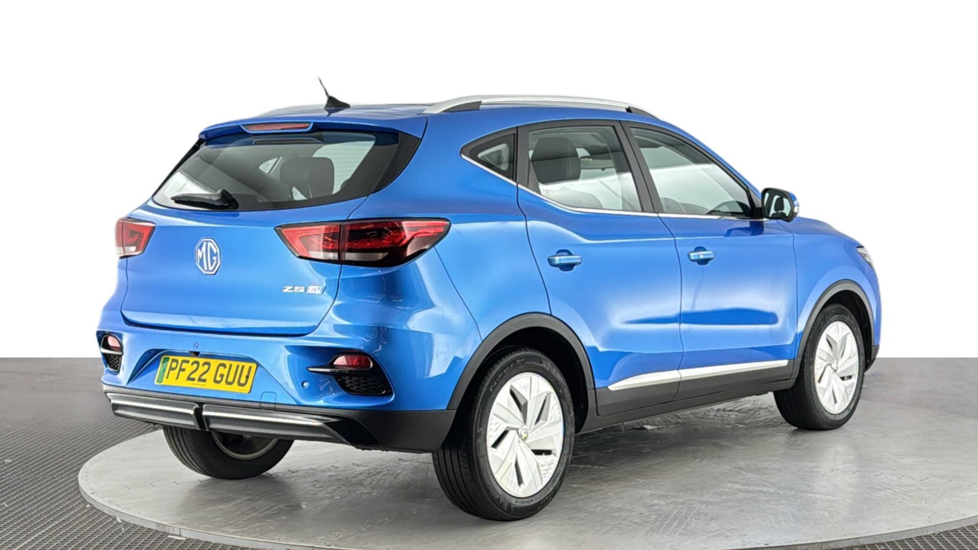 MG ZS view 4