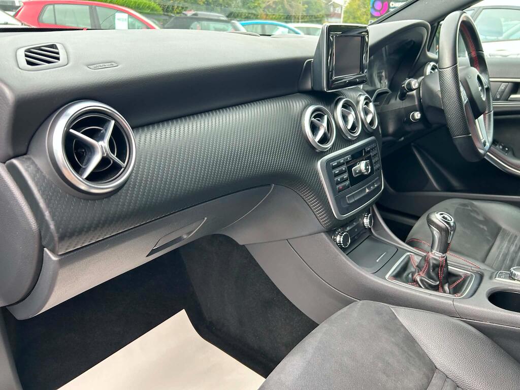 Mercedes-Benz A-Class view 19