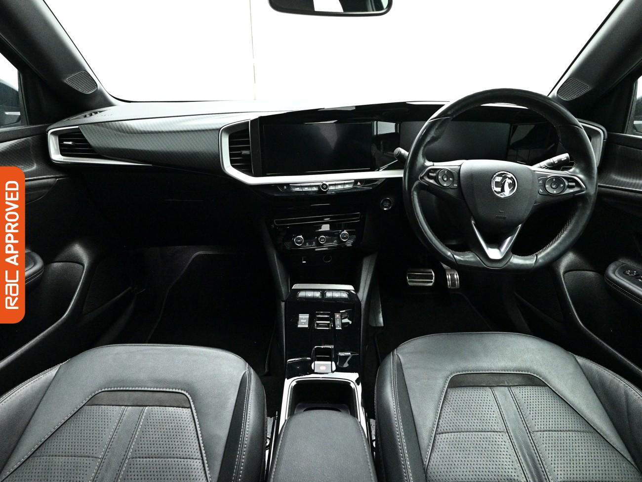 Vauxhall Mokka Electric view 2