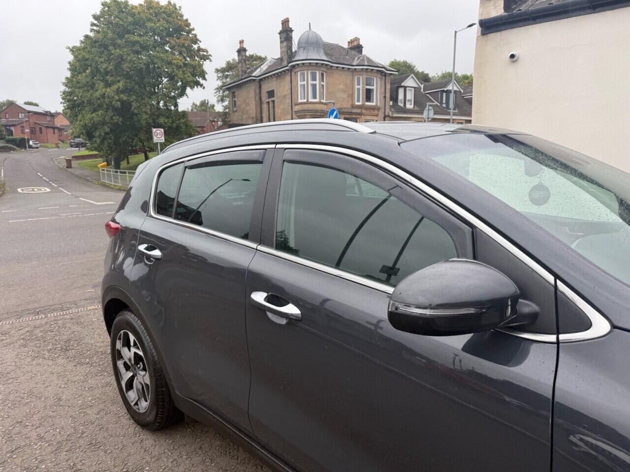 Kia Sportage view 11