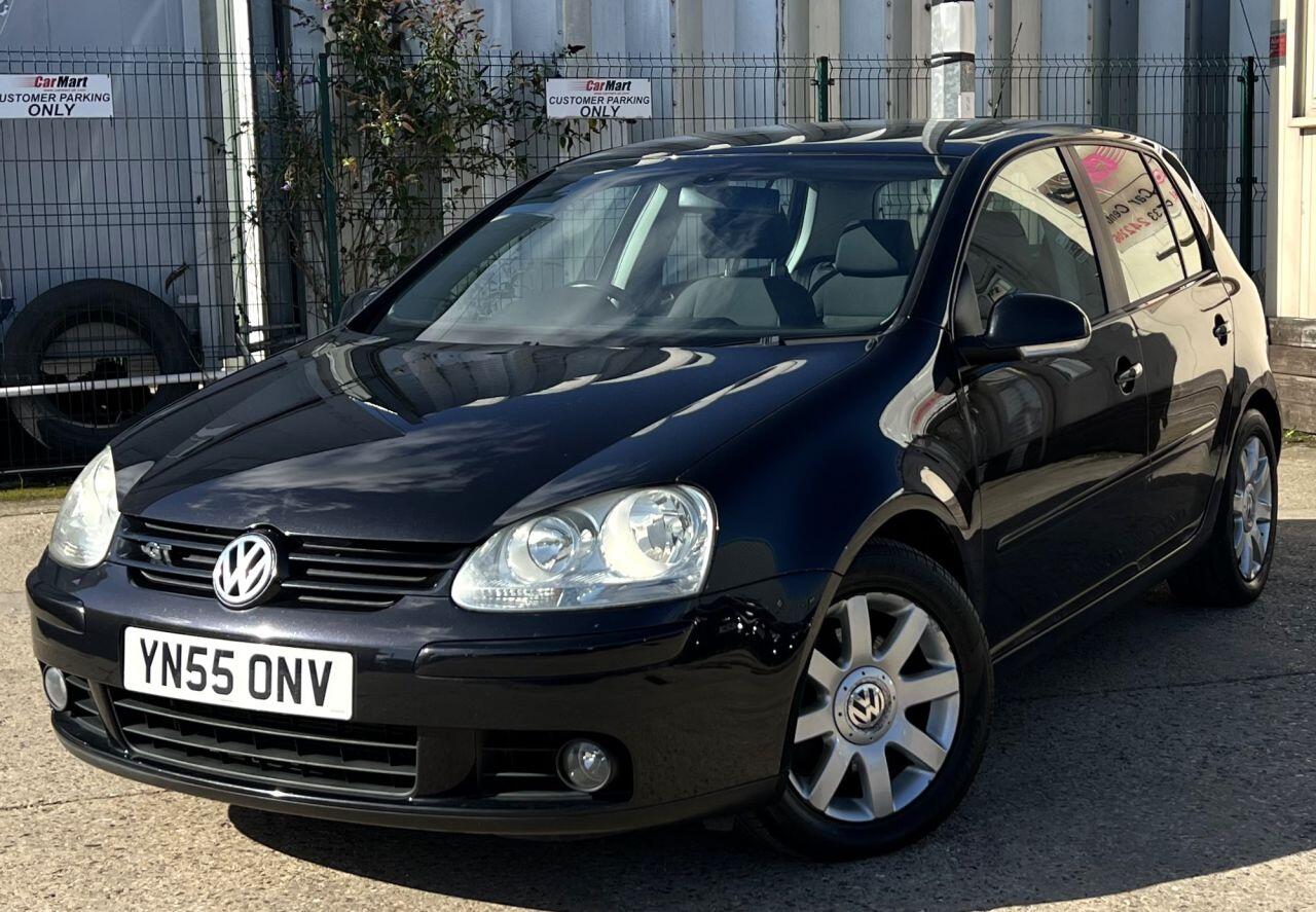 Volkswagen Golf view 2