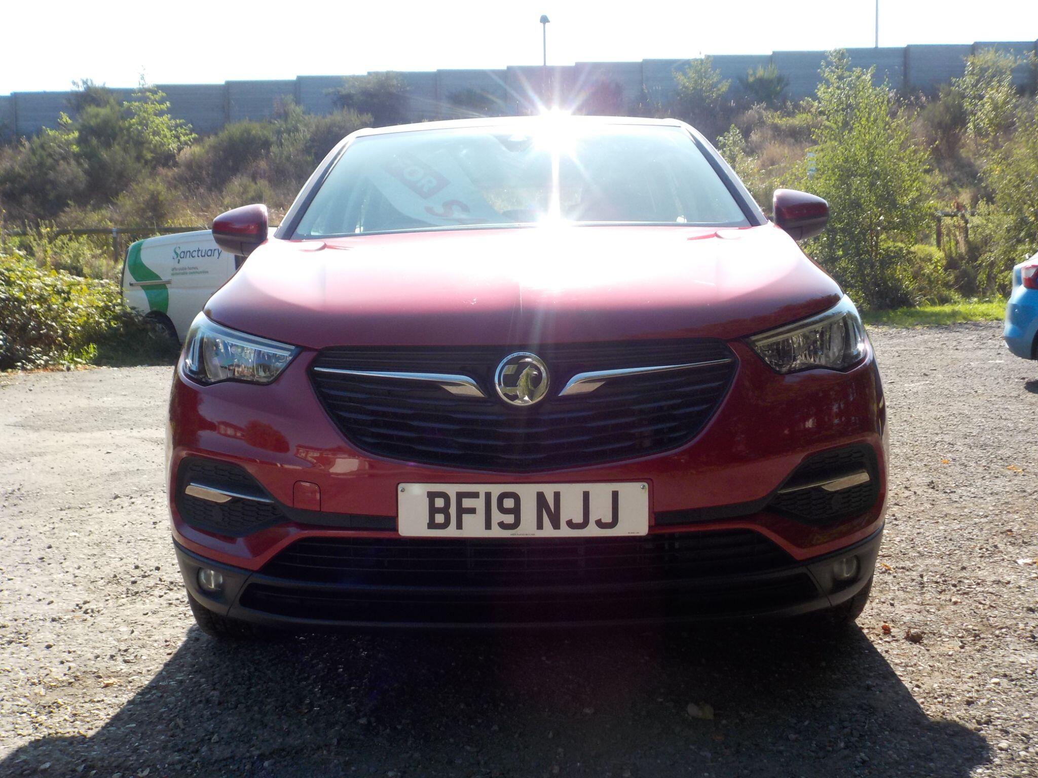 Vauxhall Grandland X 1.5 Turbo D BlueInjection SE Euro 6 (s/s) 5dr