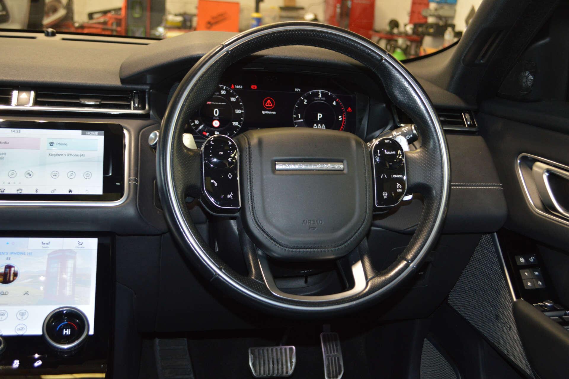 Land Rover Range Rover Velar view 14